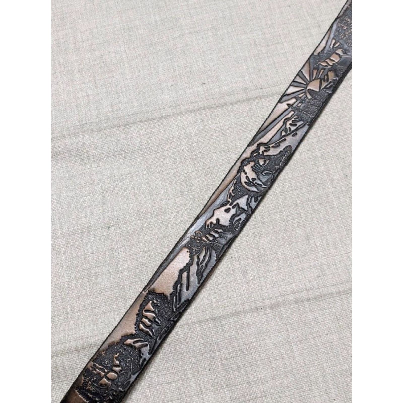 Vintage VINTAGE handcrafted WESTERN belt Tooled 34 animals WILDLIFE Brown leather belt 34 Men Leather Full Grain 1-3/4" width Western Belt Mens Size 34 - 3 Thumbnail