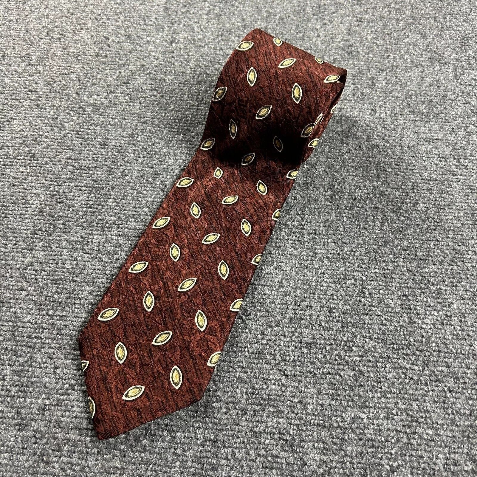 Robert Talbott × Vintage Robert Talbott Neck Tie Mens 4" x 58" Paisley Silk Adults Size ONE SIZE - 1 Thumbnail