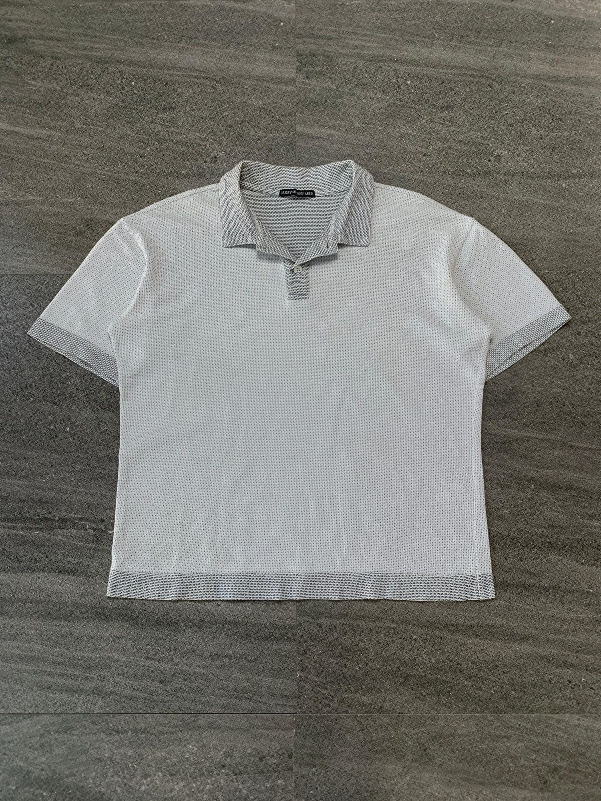 Issey Miyake FREE TAX! Reversed Mesh Polo Shirt - Small Size US S / EU 44-46 / 1 - 2 Thumbnail