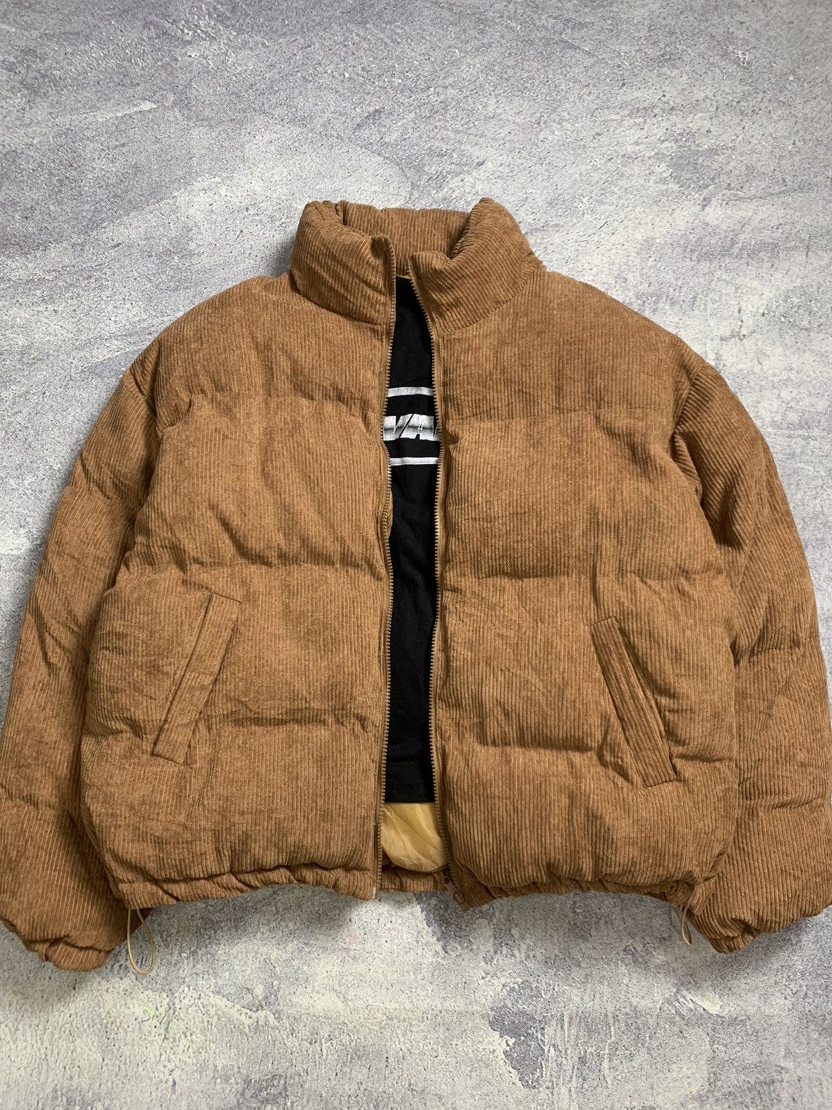 Vintage Vintage Corduroy Brown 'Blank' Down Jacket Size US S / EU 44-46 / 1 - 1 Thumbnail
