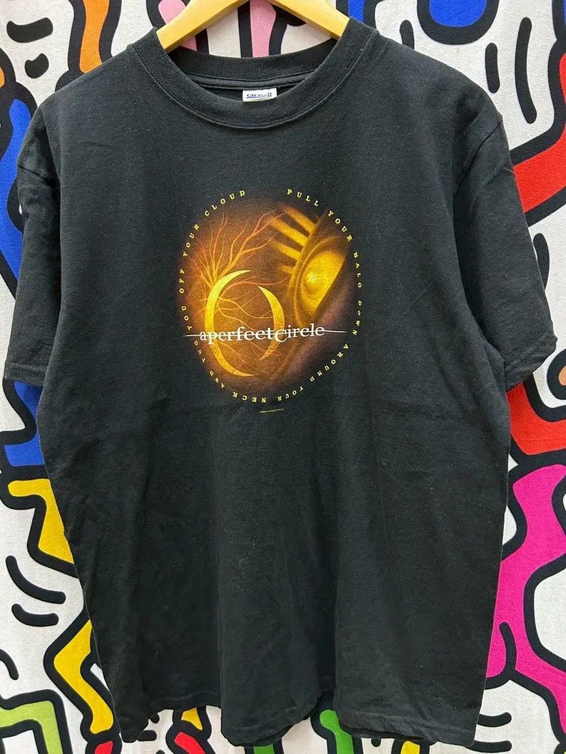 Vintage Vintage 2004 A Perfect Circle Band tshirt size L Size US L / EU 52-54 / 3 - 2 Thumbnail
