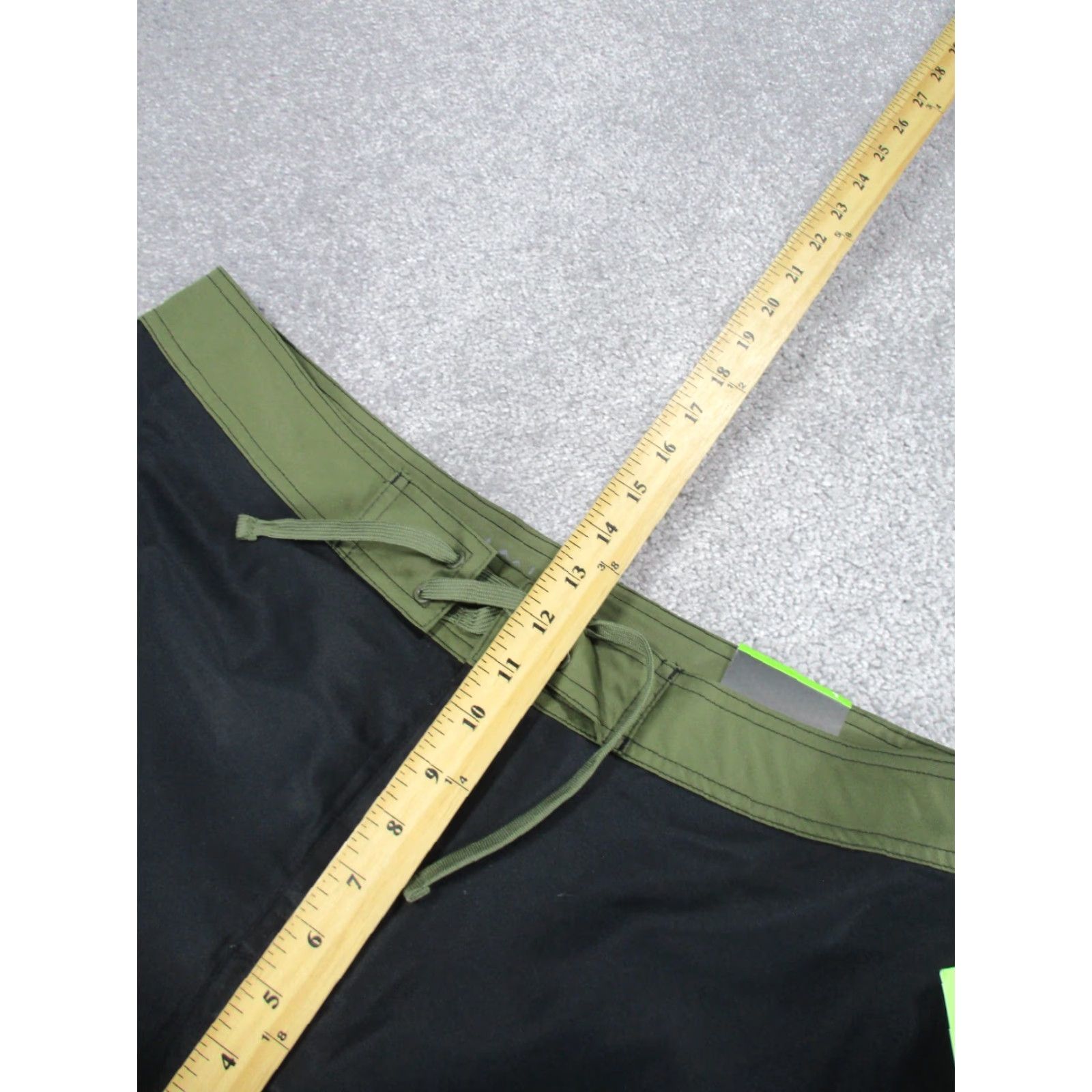 Vintage REI Bolongo Boardshorts Mens Large Black Linerless NEW - Men's Beach Swim Bottom Short with Polyester, Solid Pattern, Regular Size L Size US 33 - 5 Thumbnail