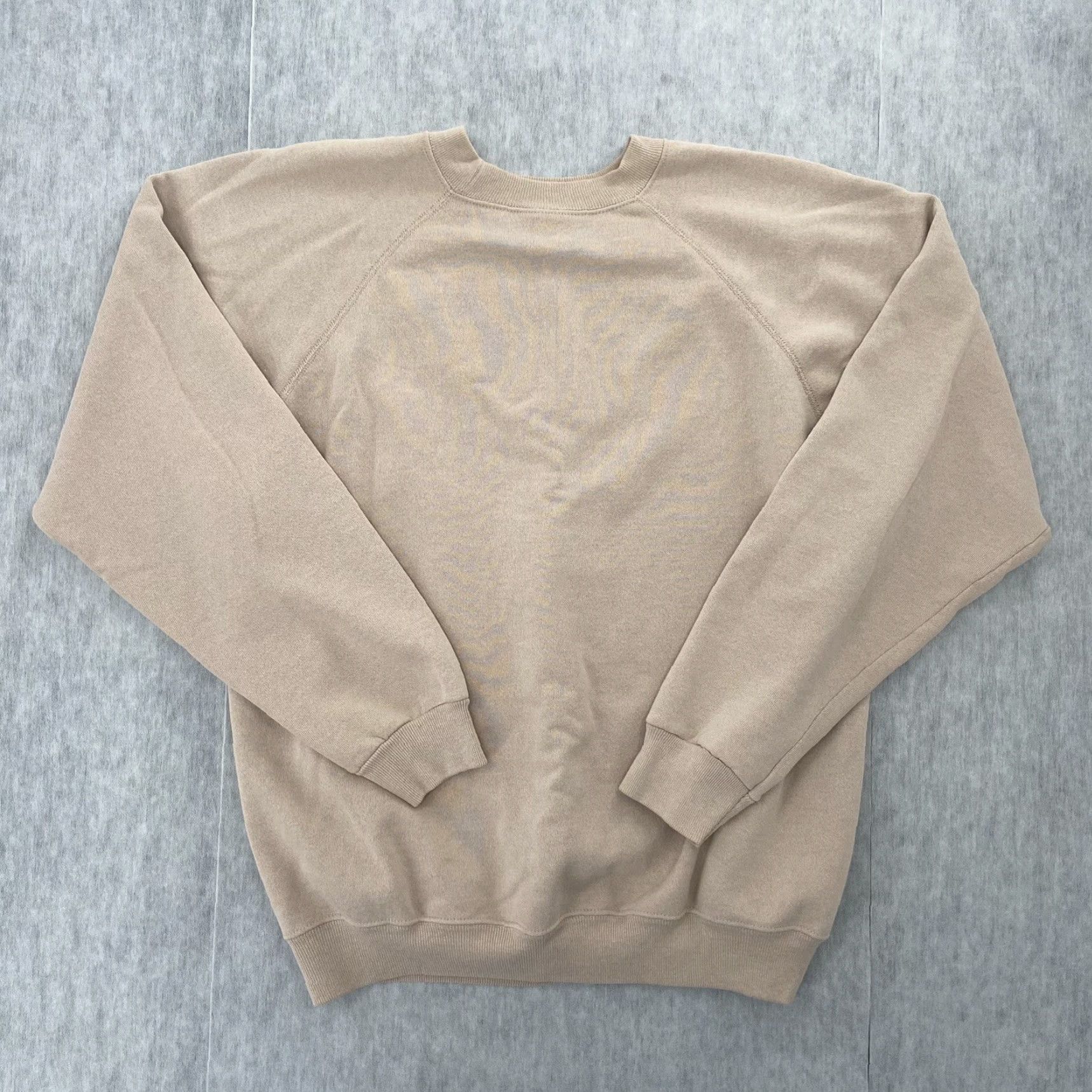 Hanes VINTAGE Hanes Bella Flora Sweatshirt Adult XL Beige Long Sleeve Crew Neck Fleece Activewear Womens Size XL / US 12-14 / IT 48-50 - 2 Thumbnail
