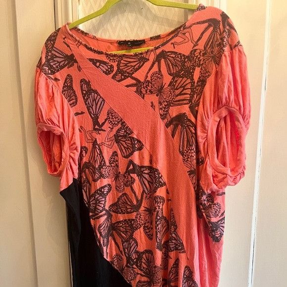 Urban Outfitters People’s Market Urban Outfitters Butterfly Top Shirt Size S Size S / US 4 / IT 40 - 4 Thumbnail
