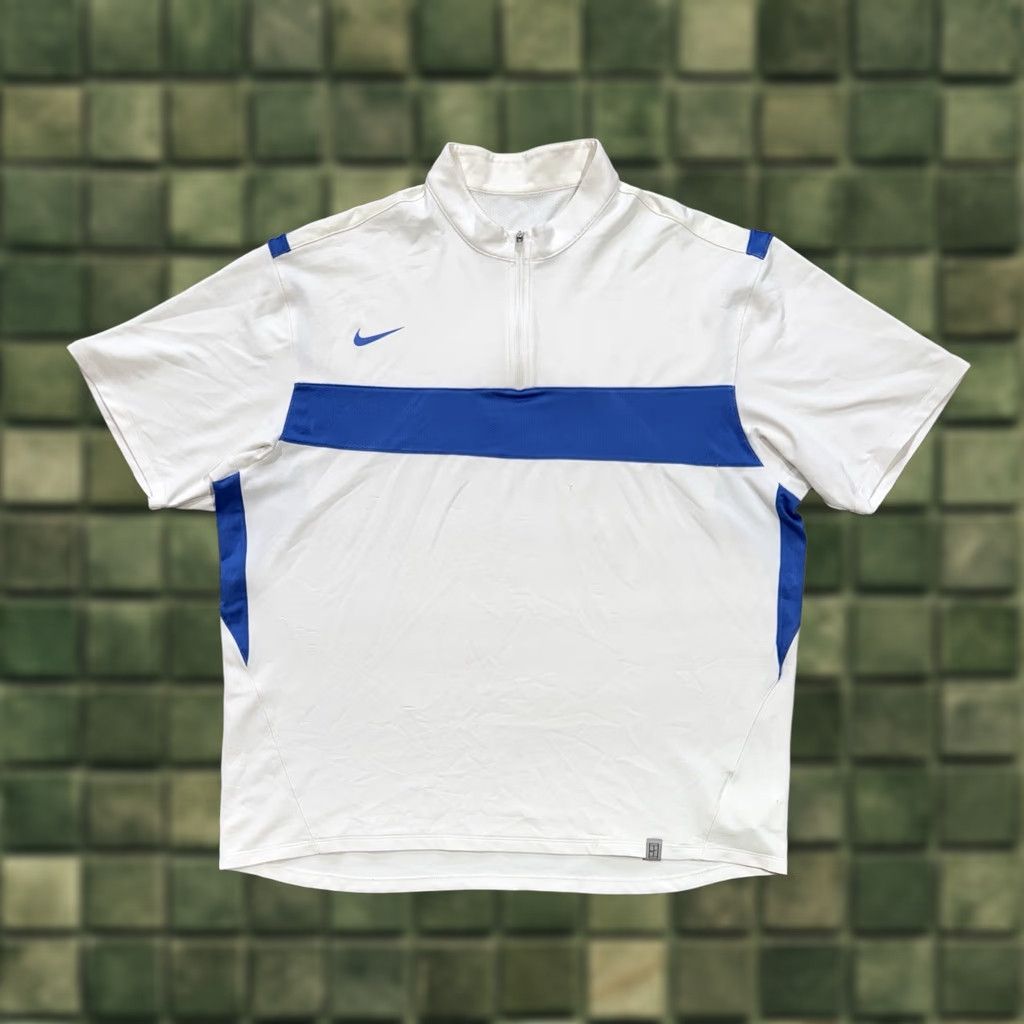 Nike VINTAGE Nike Tennis Half Zip Shirt White Blue L Men's Shirts White 90s Agassi Style Nike Shirt Mens L Size US L / EU 52-54 / 3 - 1 Thumbnail