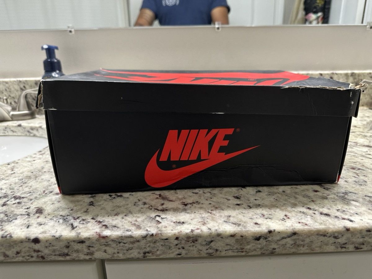 Jordan Brand Air Jordan 1 Retro High OG Reverse Shattered Backboard Size US 11 / EU 44 - 20 Thumbnail