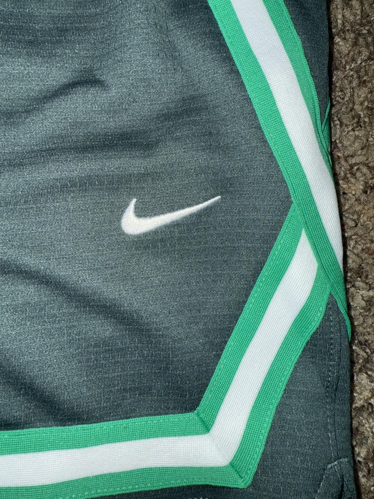 Nike Nike Crossover Women's Dri-FIT 7" Basketball Shorts Sample Size 32" / US 10 / IT 46 - 4 Thumbnail