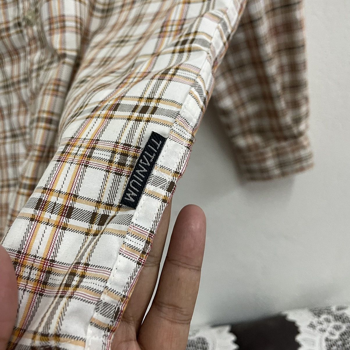 Columbia × Vintage 🔥Vintage Columbia Titanium Checkerd Plaid Buttons Shirts Size US M / EU 48-50 / 2 - 10 Thumbnail