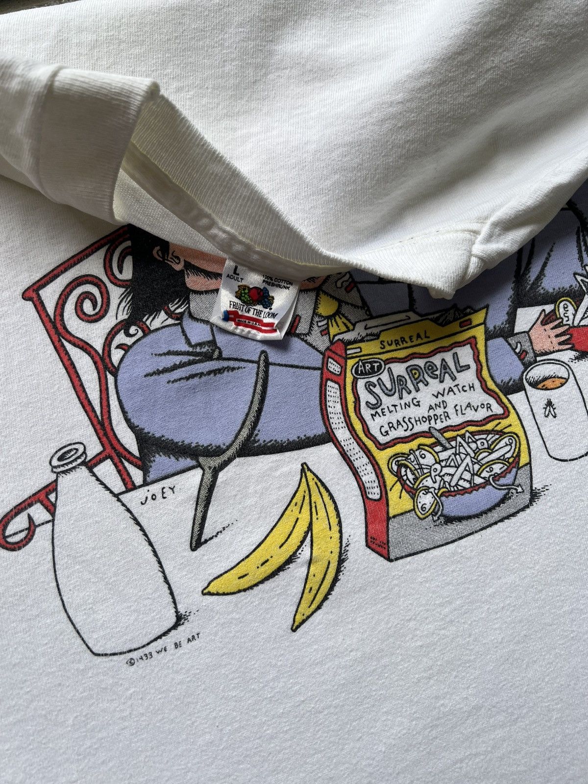 Fruit Of The Loom VTG 90s Salvador Dali Eating A Bowl Of Surreal Art Tee Shirt Size US L / EU 52-54 / 3 - 7 Thumbnail