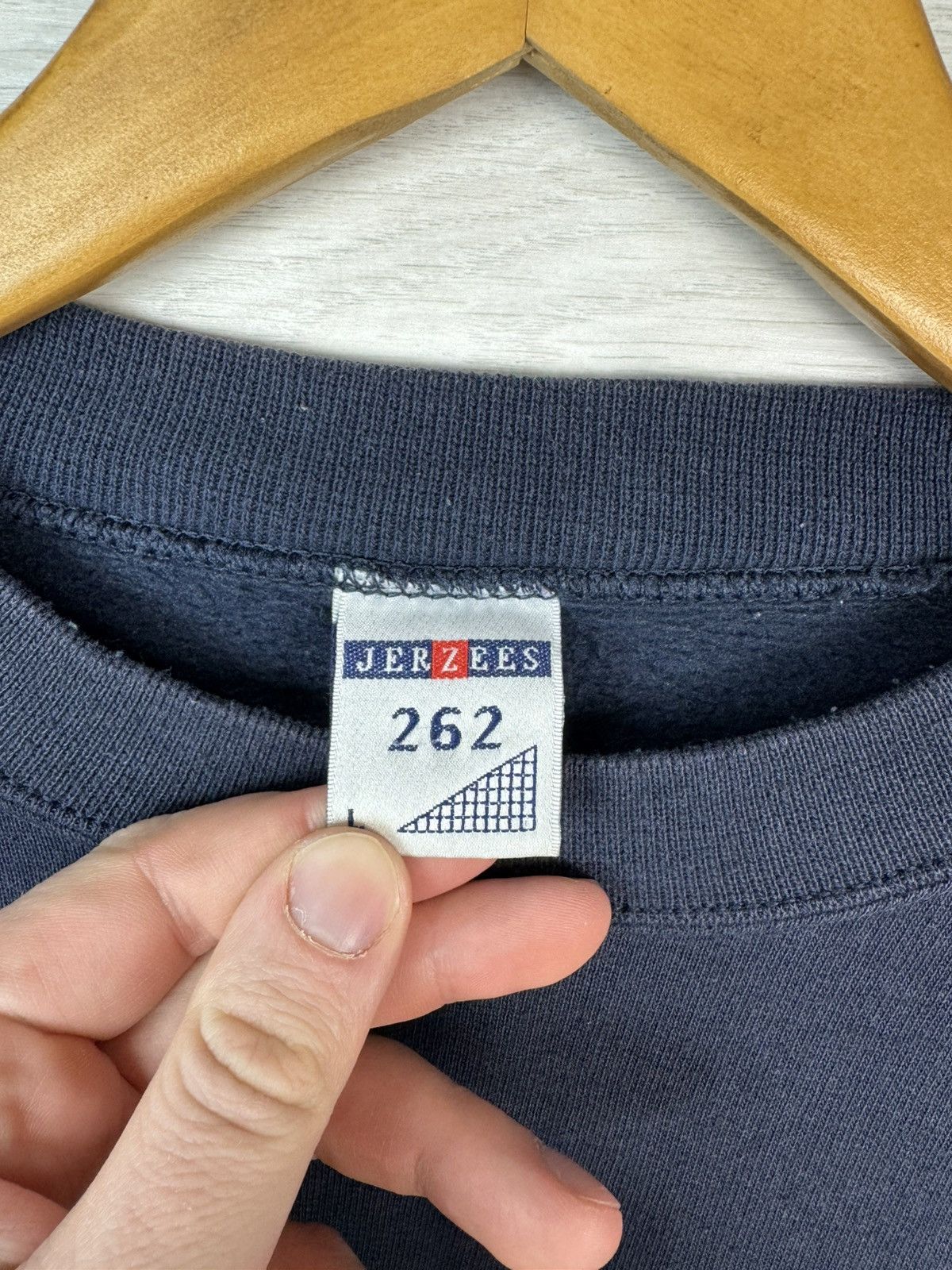 Vintage MG Morris Garages Crewneck Sweatshirt Embroidered Size US L / EU 52-54 / 3 - 2 Thumbnail