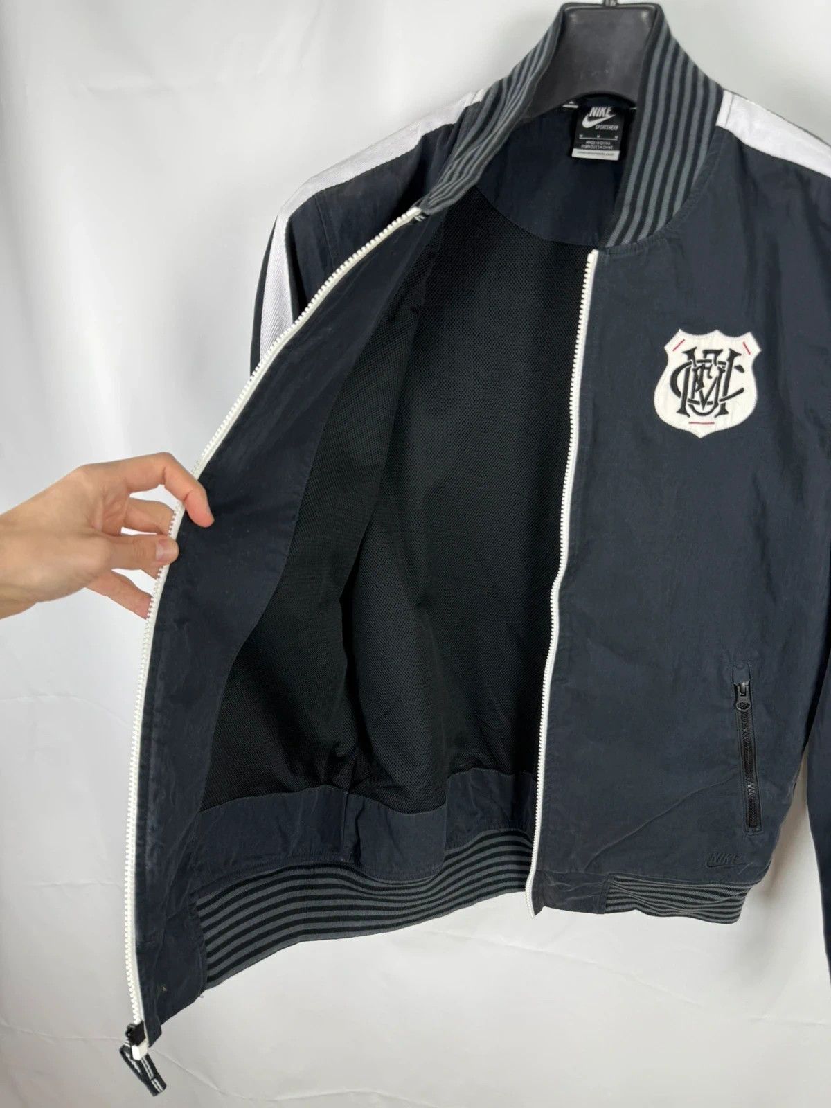 Nike Nike Manchester United Bomber Jacket size M Size US M / EU 48-50 / 2 - 9 Thumbnail