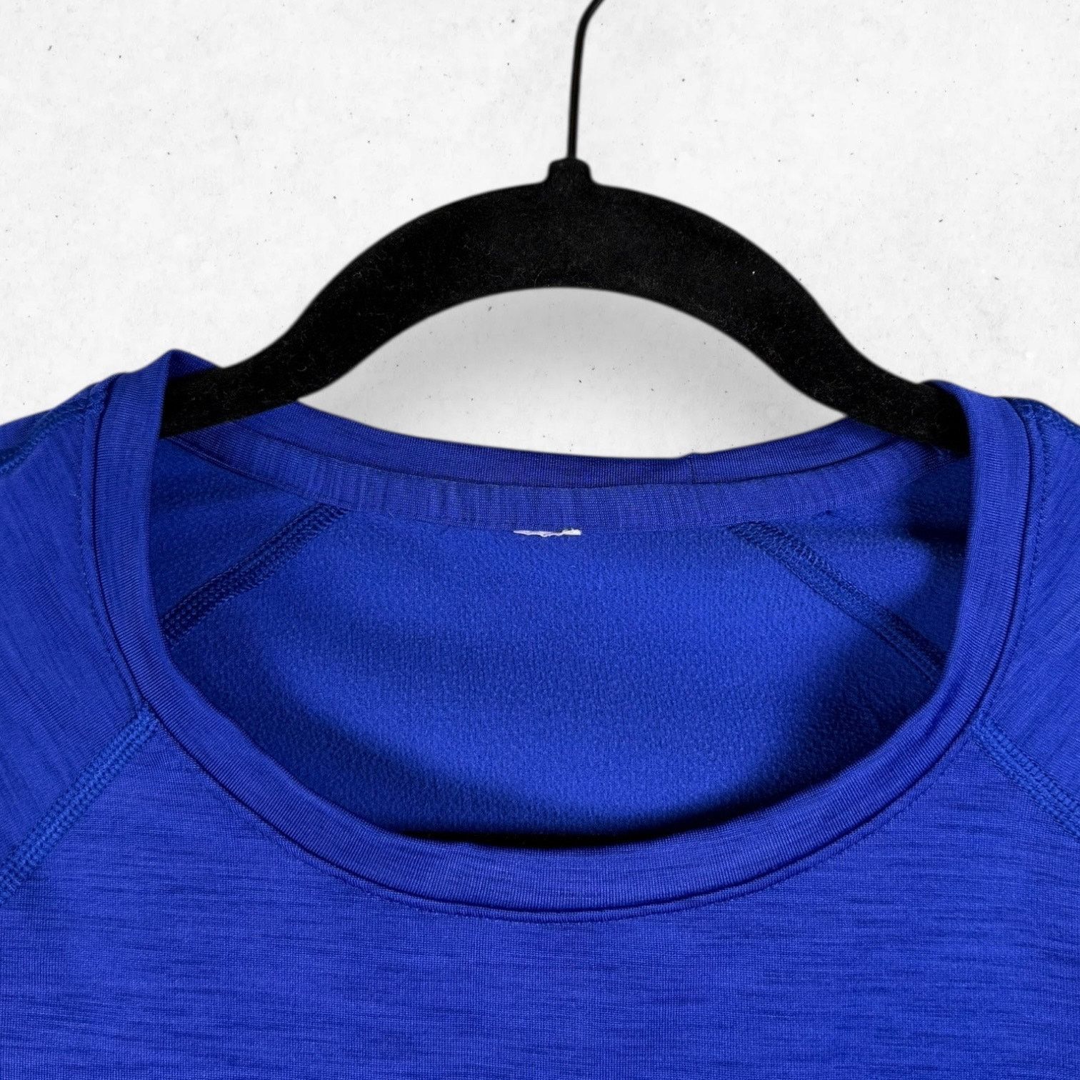 Under Armour Under Armour ColdGear Long Sleeve Royal Blue Women’s No Tag Size M / US 6-8 / IT 42-44 - 4 Thumbnail