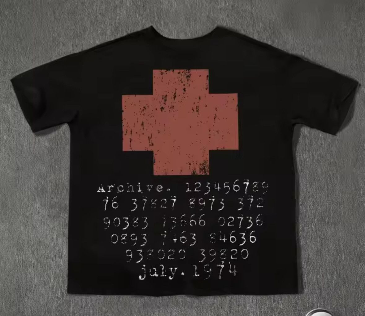 Other Streetwear Retro Red Cross Graphic Black Cotton T-Shirt Size US XL / EU 56 / 4 - 1 Thumbnail
