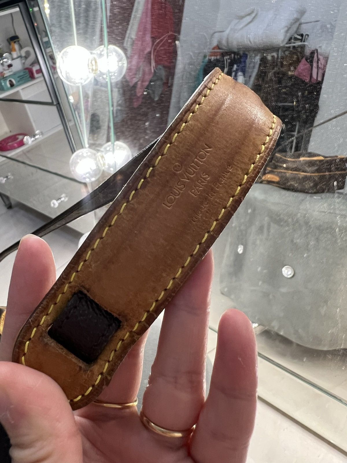 Louis Vuitton LOUIS VUITTON AMAZON CROSSBODY Size ONE SIZE - 7 Thumbnail