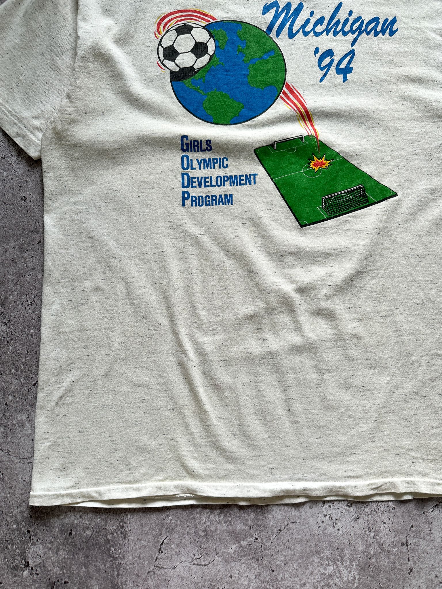 Vintage Vintage 1994 Michigan Soccer Tee Size US XL / EU 56 / 4 - 4 Thumbnail