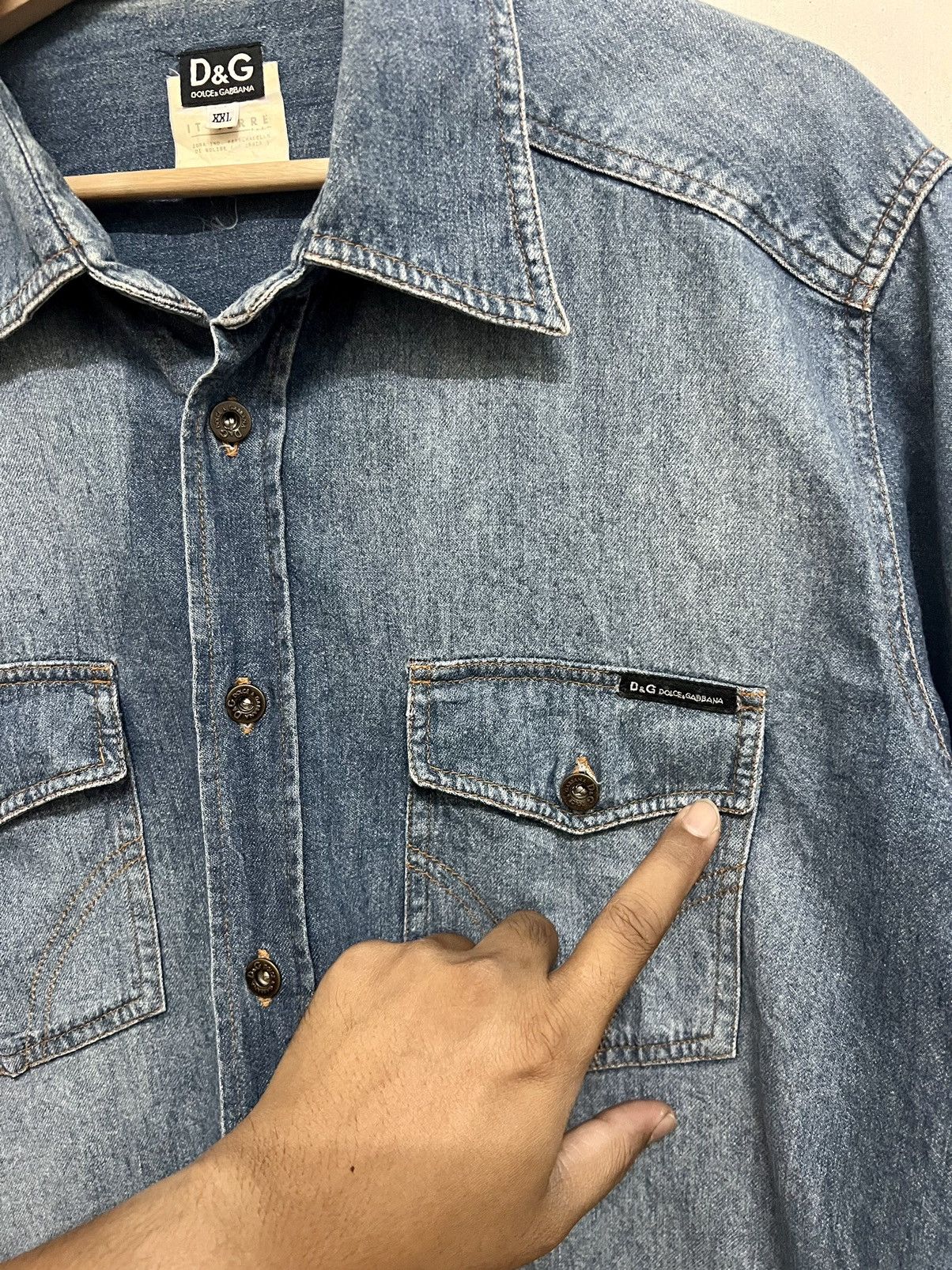 Dolce & Gabbana VINTAGE DOLCE & GABBANA DENIM SHIRT Size US XXL / EU 58 / 5 - 5 Thumbnail