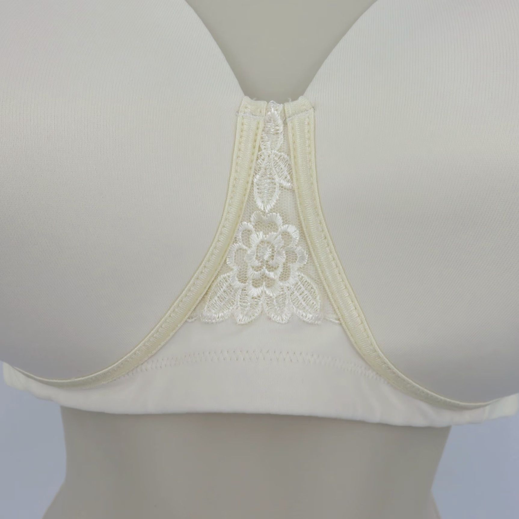 Vintage Vanity Fair Bra 42D Cream Wireless Smoothing Beauty Back Plus Size Womens U/W N/A? Size ONE SIZE - 4 Thumbnail