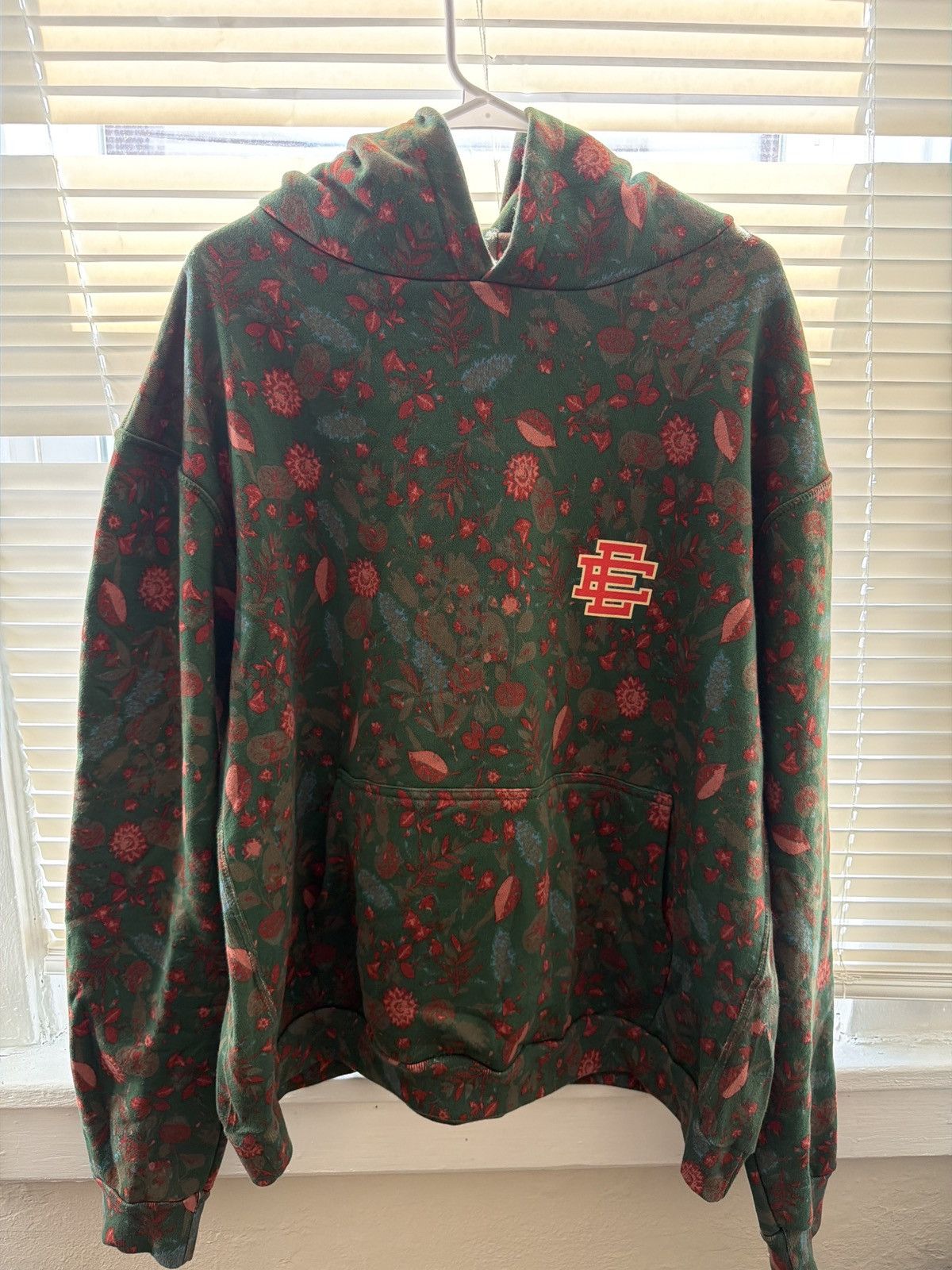 Eric Emanuel Eric Manuel Hoodie XXL Size US XXL / EU 58 / 5 - 1 Thumbnail