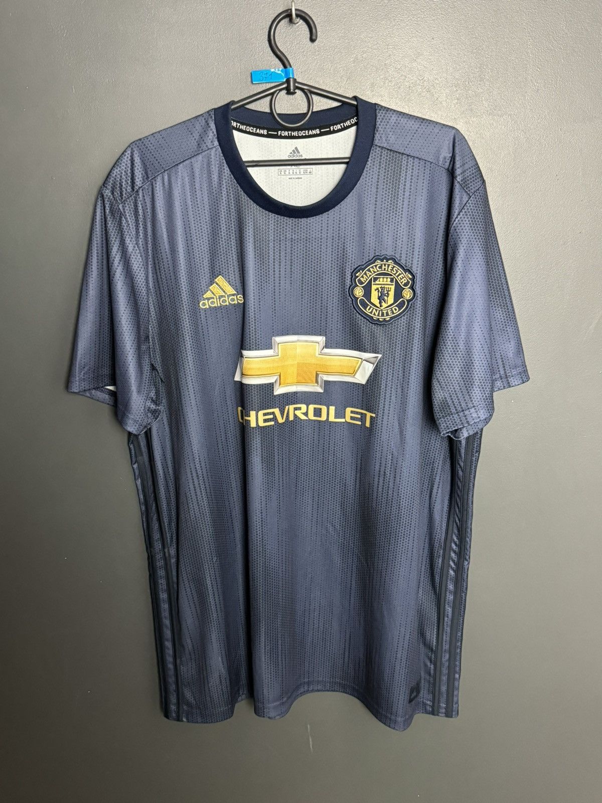 Adidas Manchester United 18/19 Third Football Jersey T-Shirt Size US XL / EU 56 / 4 - 1 Thumbnail