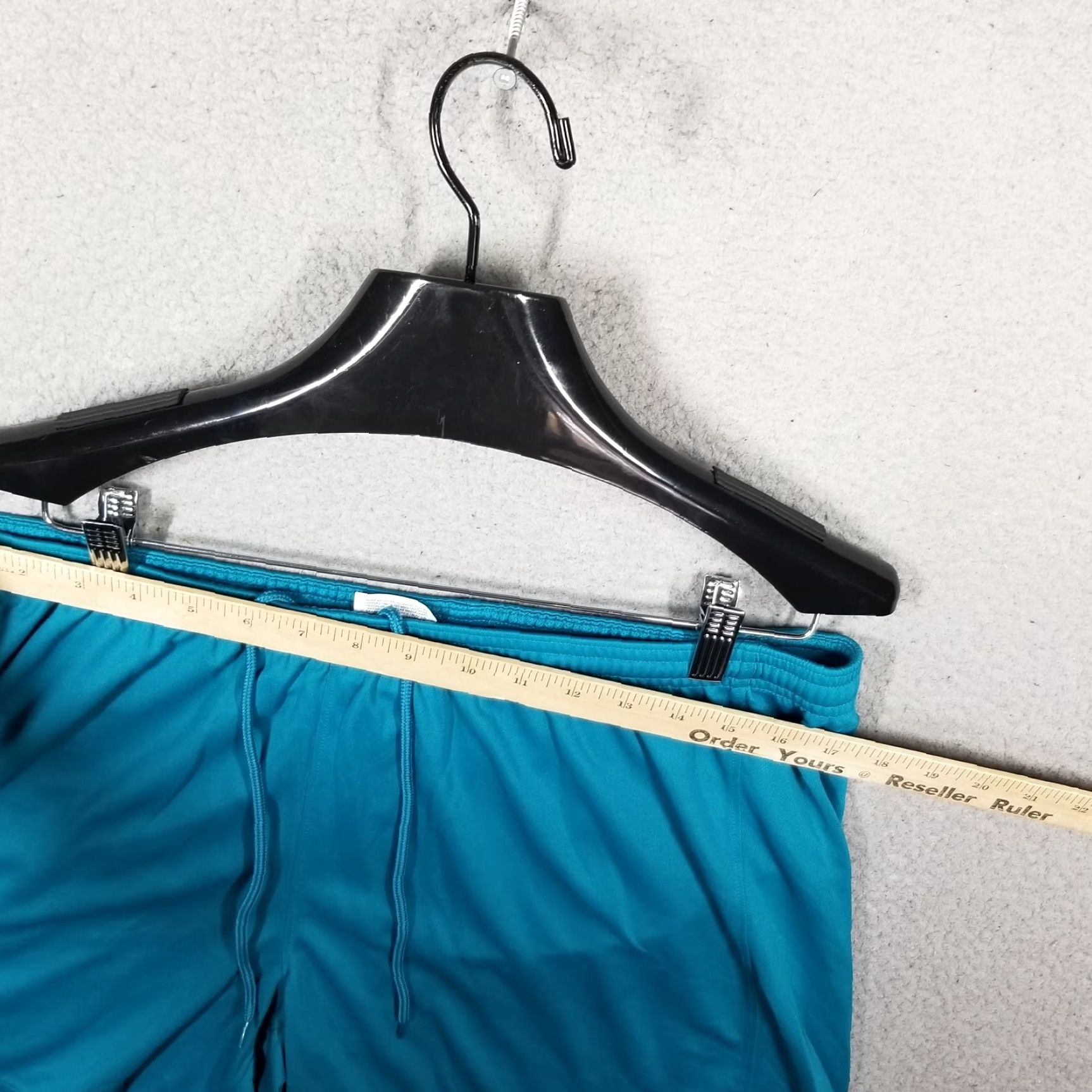 Nike VINTAGE Nike Soccer Shorts Men XL Teal Athletic Activewear Football 2000s Size US 36 / EU 52 - 3 Thumbnail