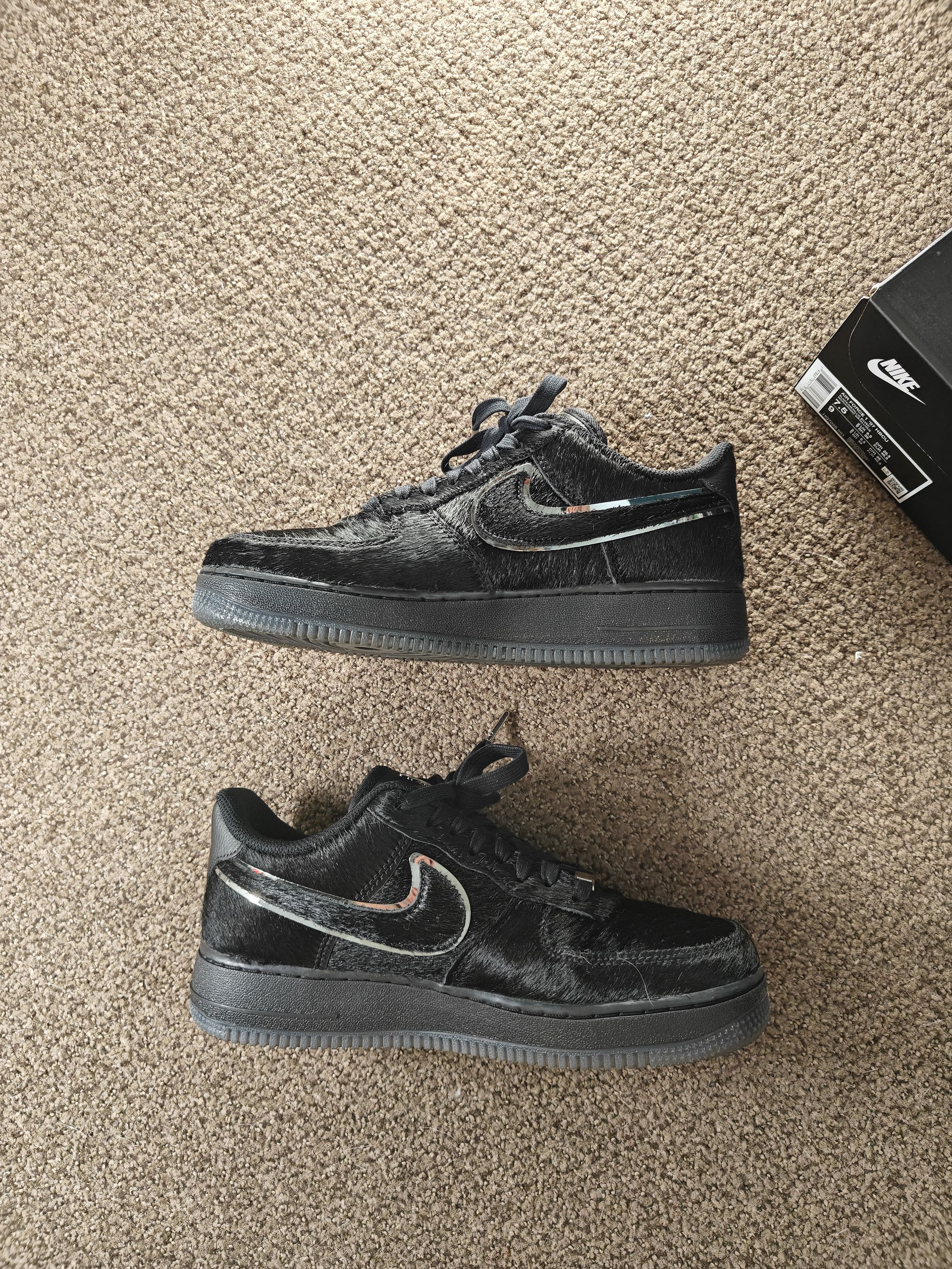 Nike Nike Air Force One vuu yard runners 7.5M worn once Size US 7.5 / EU 40-41 - 3 Thumbnail