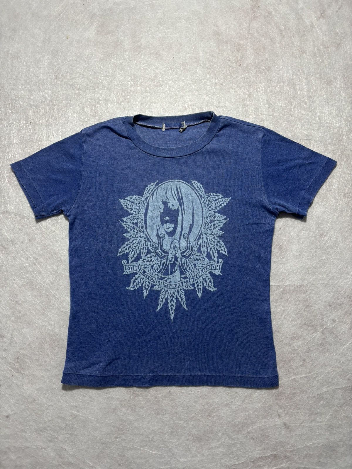 Vintage Vintage Thirtd Rail Stimulation Pleasure Expansion Tshirt Size S / US 4 / IT 40 - 1 Thumbnail