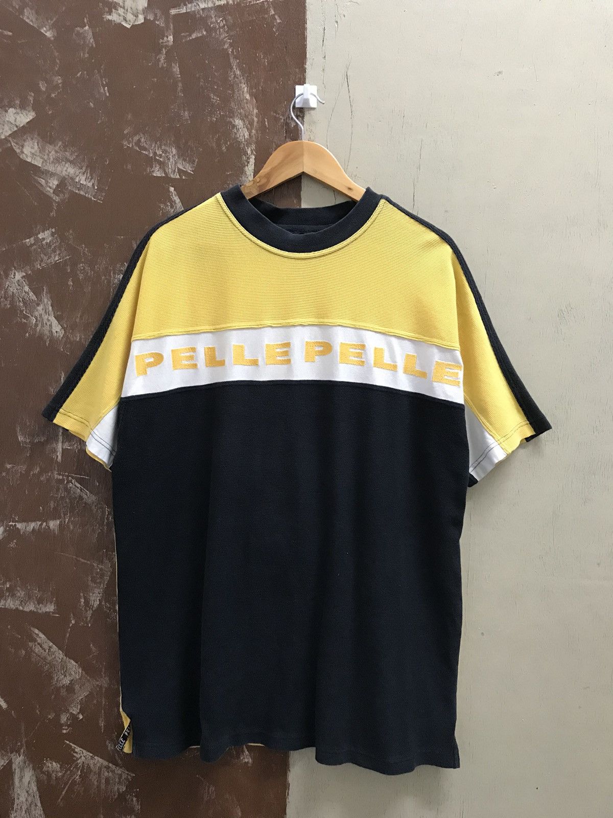 Marc Buchanan Vintage Pelle Pelle Marc Buchanan Big Spellout Tee Size US L / EU 52-54 / 3 - 1 Thumbnail