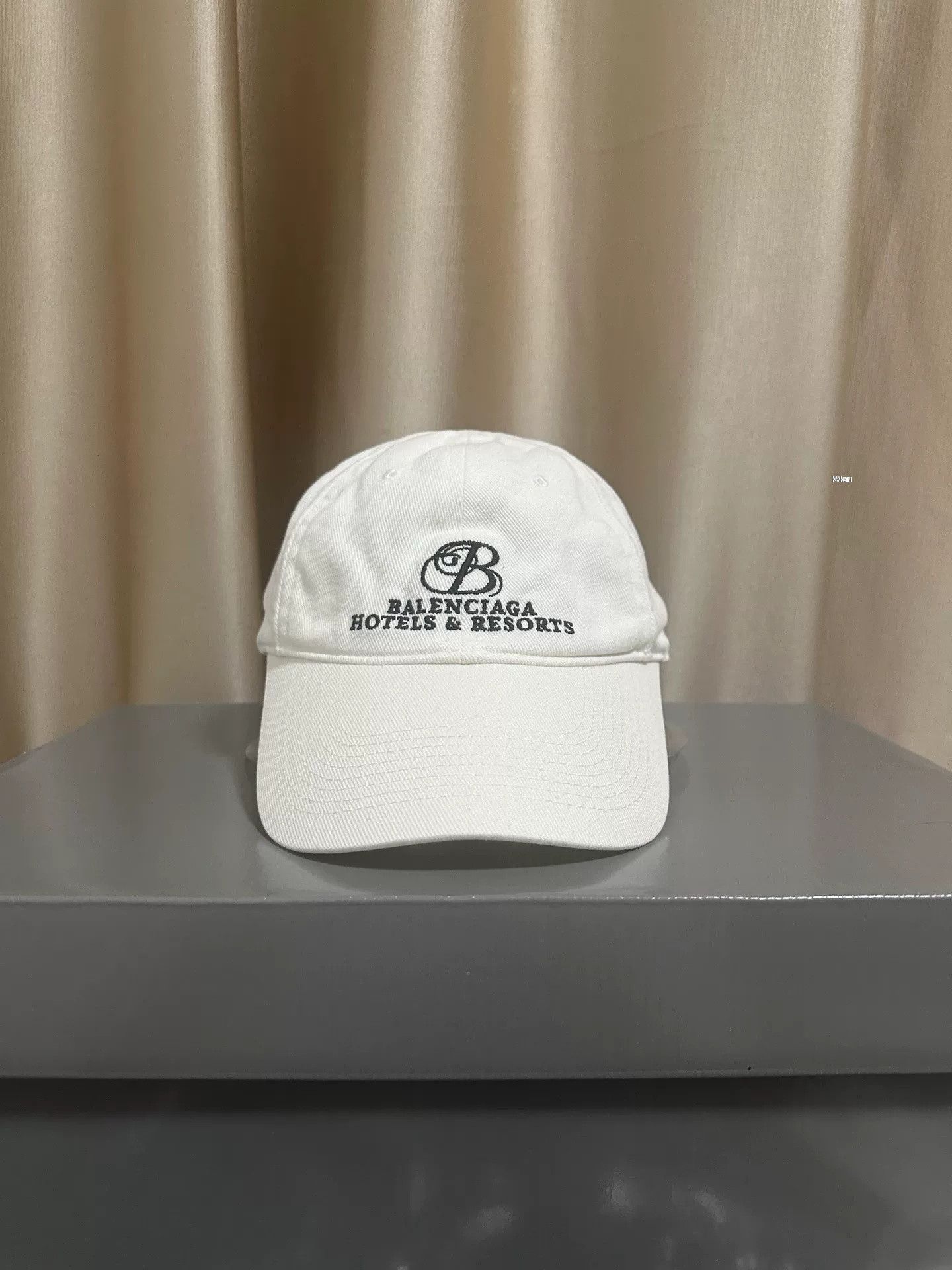 Balenciaga Balenciaga Embroidered Logo Baseball Cap Size ONE SIZE - 1 Thumbnail
