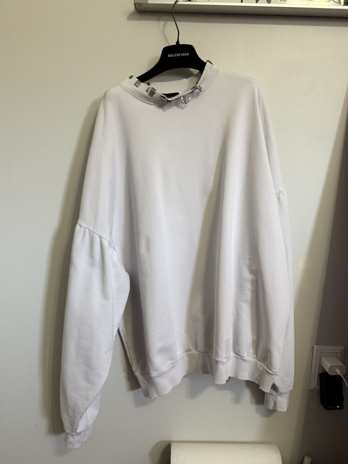 Balenciaga Balenciaga pierced sweatshirt Size US M / EU 48-50 / 2 - 1 Thumbnail