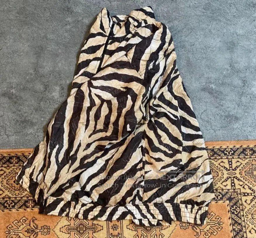 Other Vintage 80s-90s Zebra Print Jacket. Size US M / EU 48-50 / 2 - 5 Thumbnail