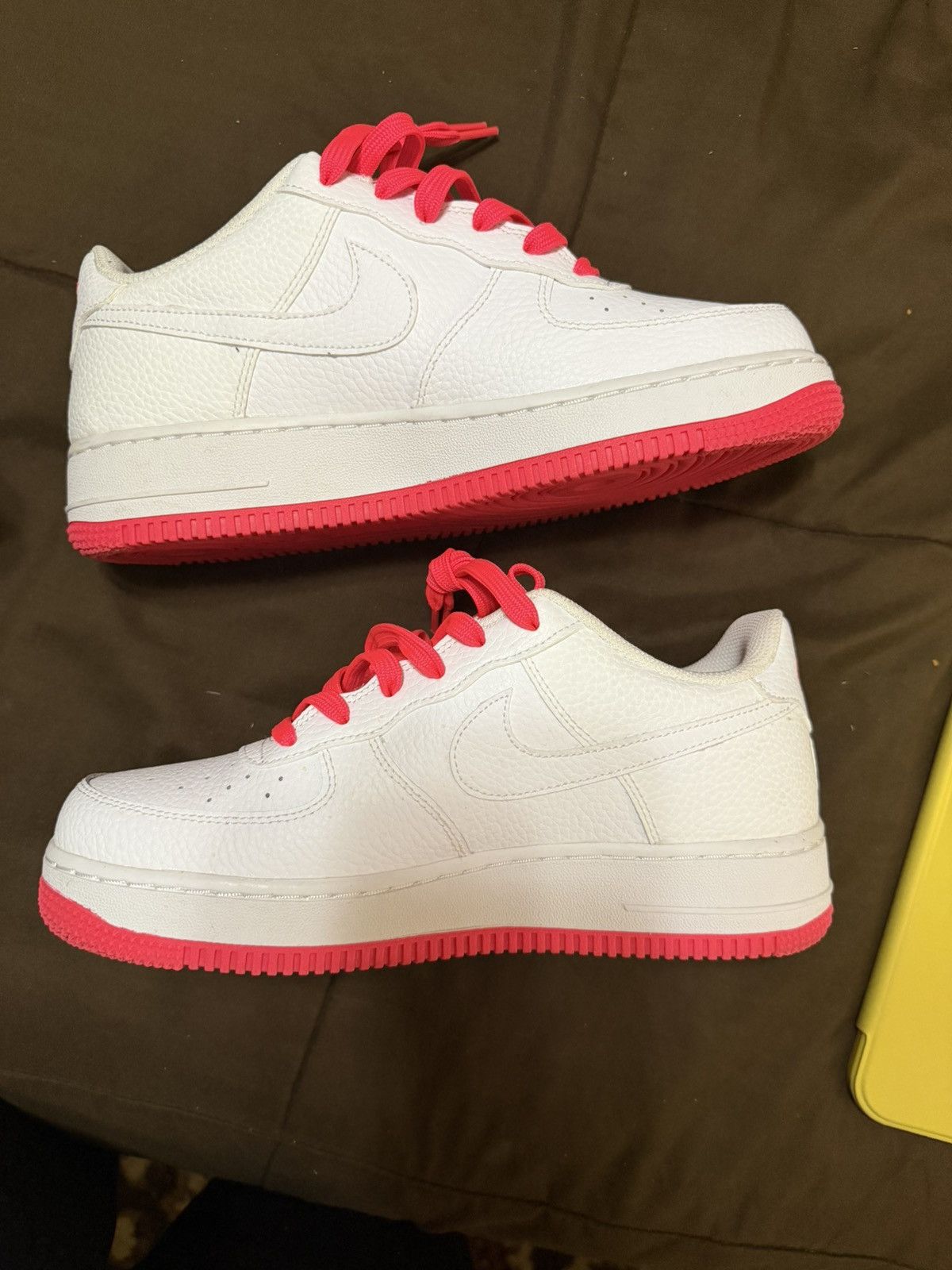 Nike Air Force 1 Size US 7 / EU 40 - 2 Thumbnail