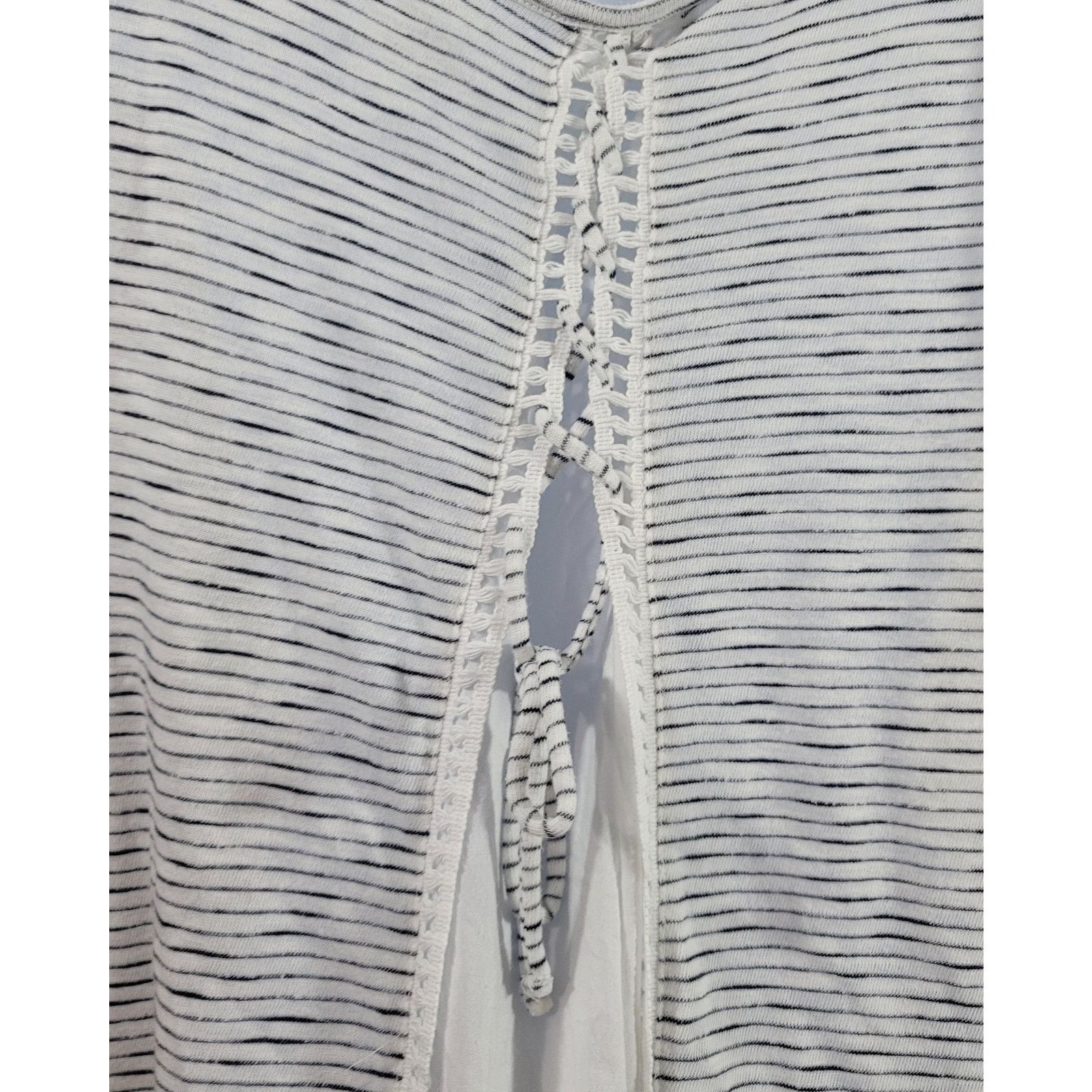 Other Lane Bryant White Blue Striped Lace Up Back Insert Top 18 20 Size XXL / US 16-18 / IT 52-54 - 2 Thumbnail