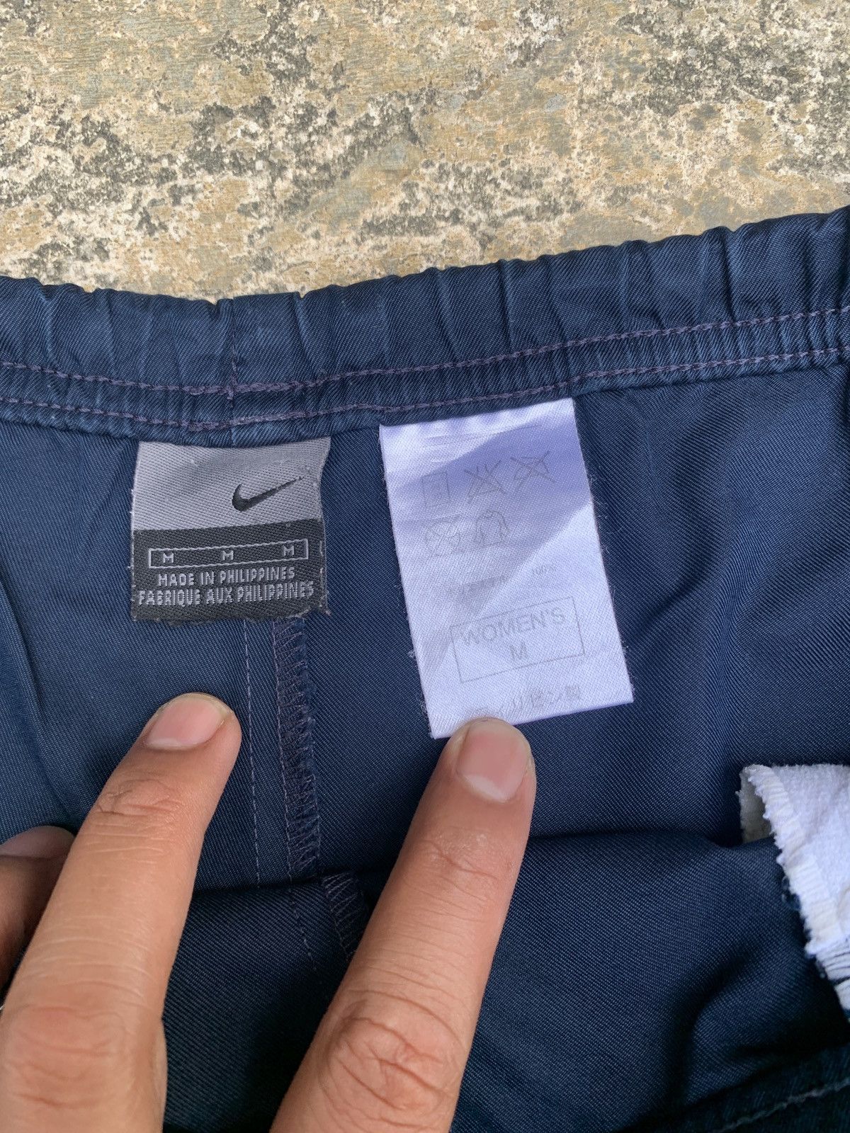 Nike × Vintage 2000s Nike Tennis Court Womens Navy Small Logo Shortpants Size 34" / US 12 / IT 48 - 6 Thumbnail