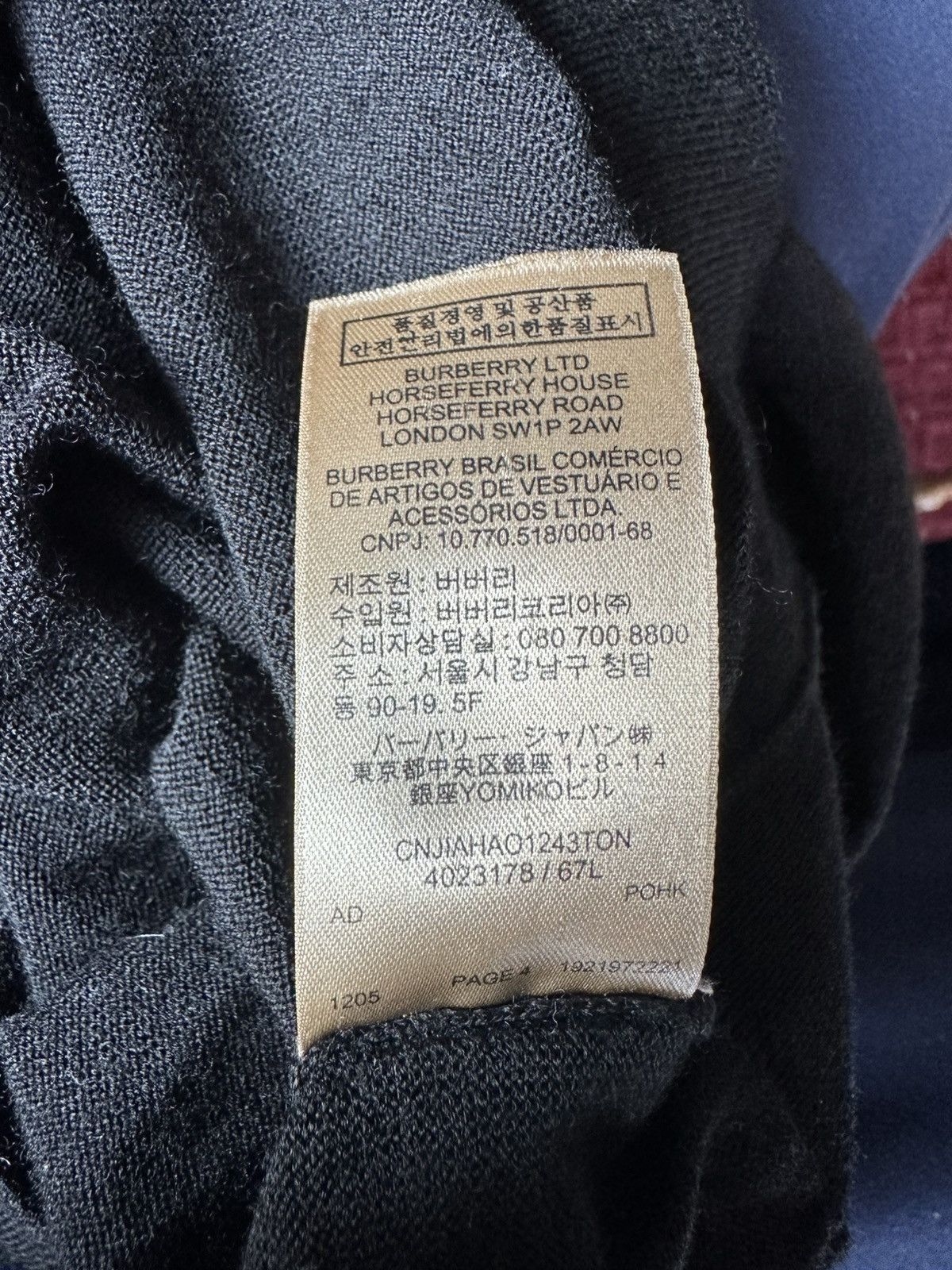 Burberry Burberry merino wool V-neck sweater Size US XL / EU 56 / 4 - 7 Thumbnail