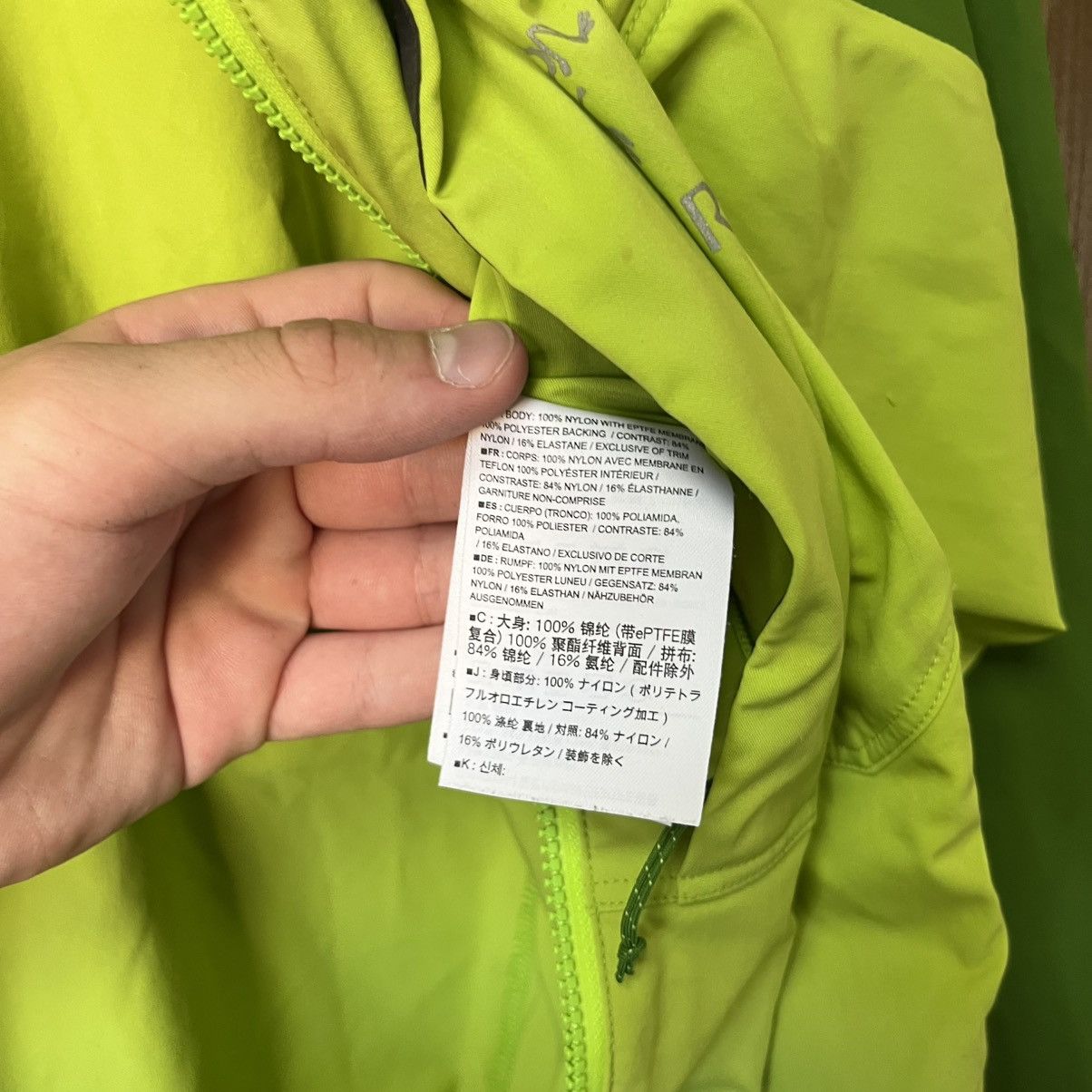 Arc'teryx Men's Arcteryx Beta Gore Tex Jacket Gorpcore Size US S / EU 44-46 / 1 - 17 Thumbnail