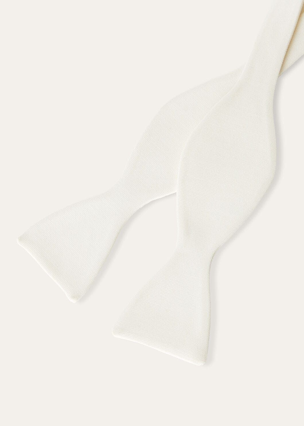 Loro Piana o1w1db10725 FA06184 Size: OS / Papillon Bow Tie in White Size ONE SIZE - 3 Thumbnail