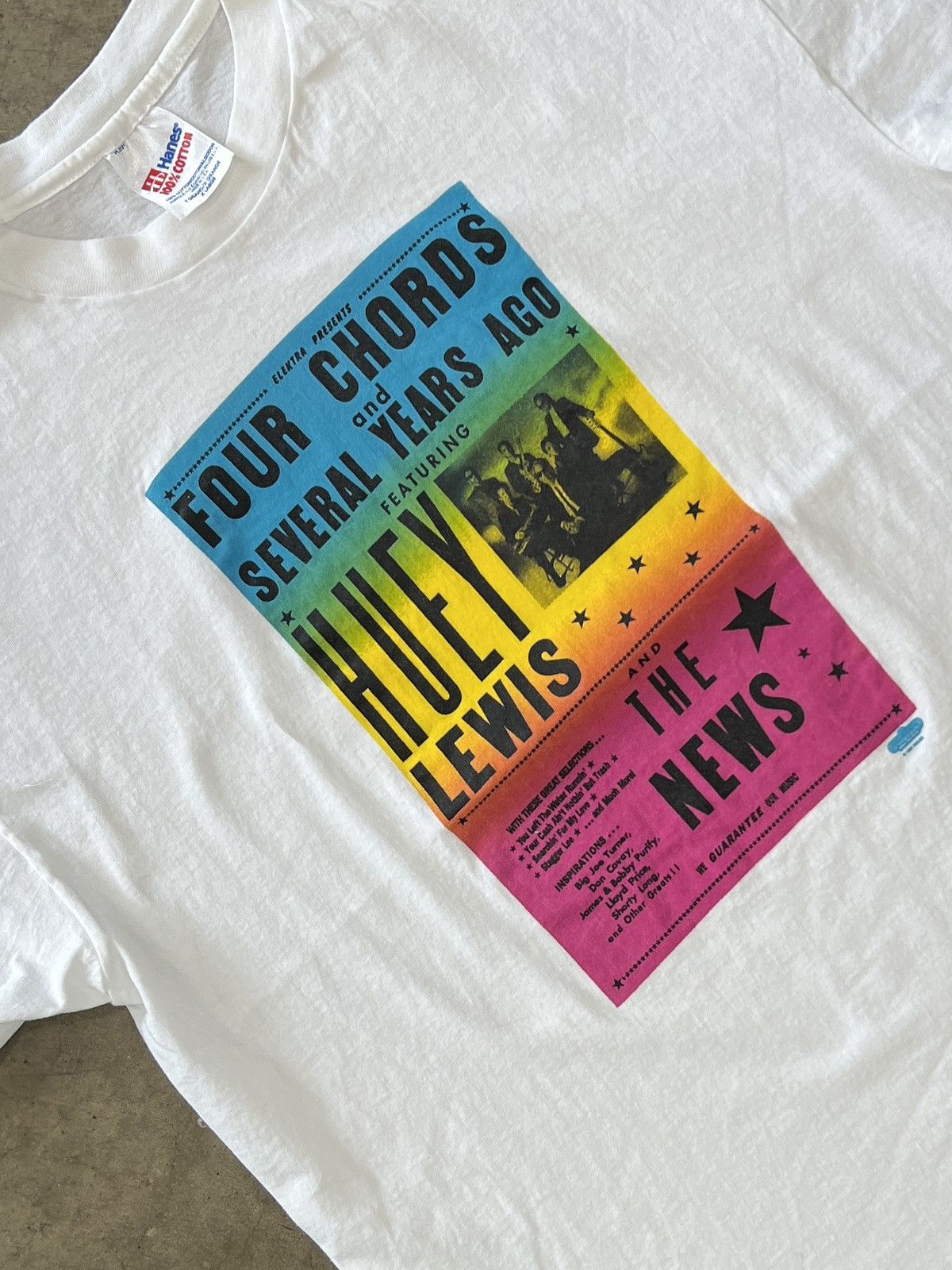 Vintage Four Chords & Seven Years Ago Huey Lewis Tee XL
