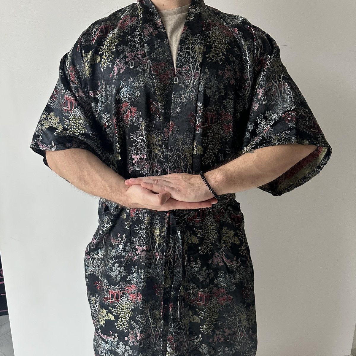 Japanese Brand Vintage 90s Haori Kimono Embroidered jacket Japan hype y2k Size US L / EU 52-54 / 3 - 1 Thumbnail