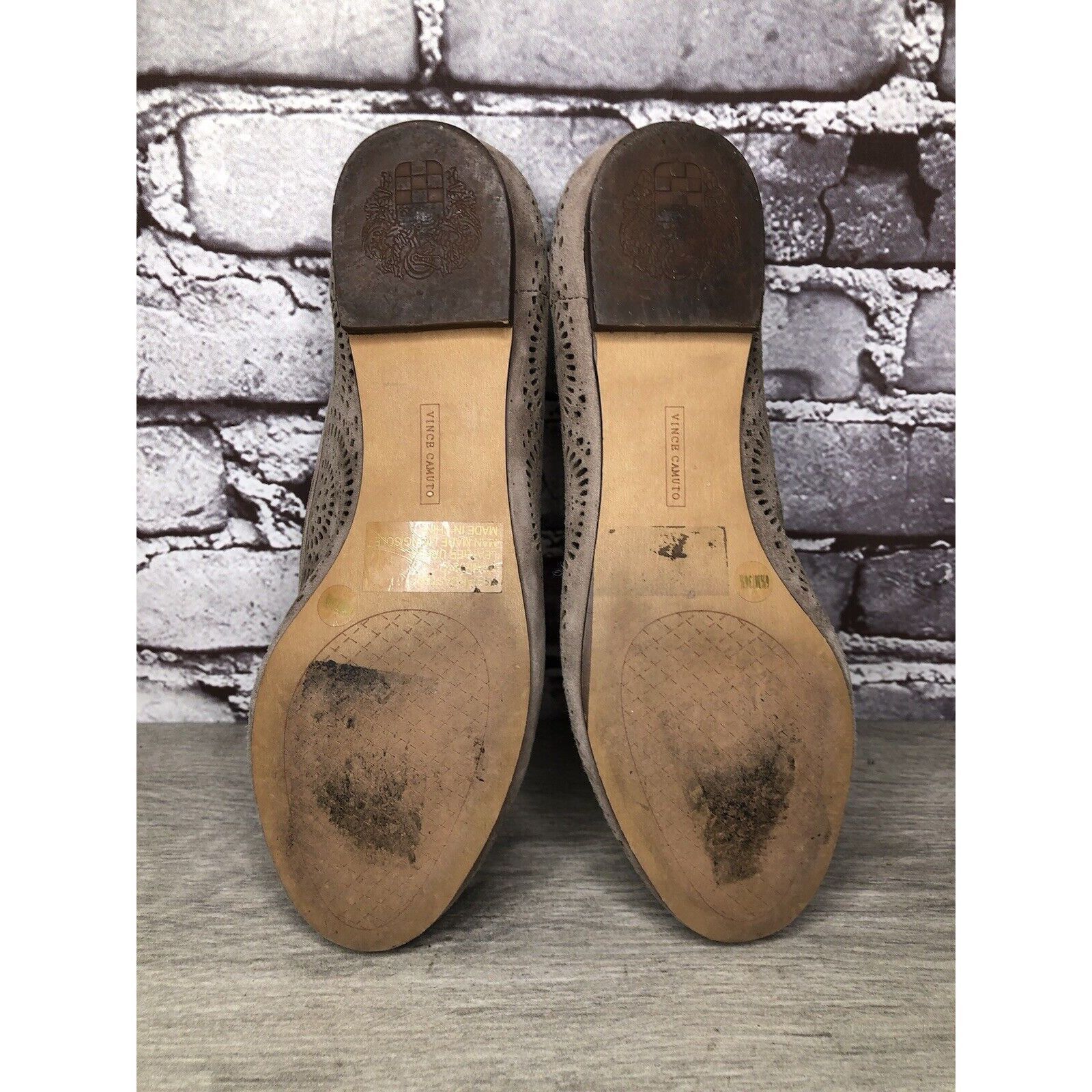 Vince Camuto Vince Camuto Lancaster Taupe Suede Perforated Flats Women’s Size US 6.5 / IT 36.5 - 21 Thumbnail