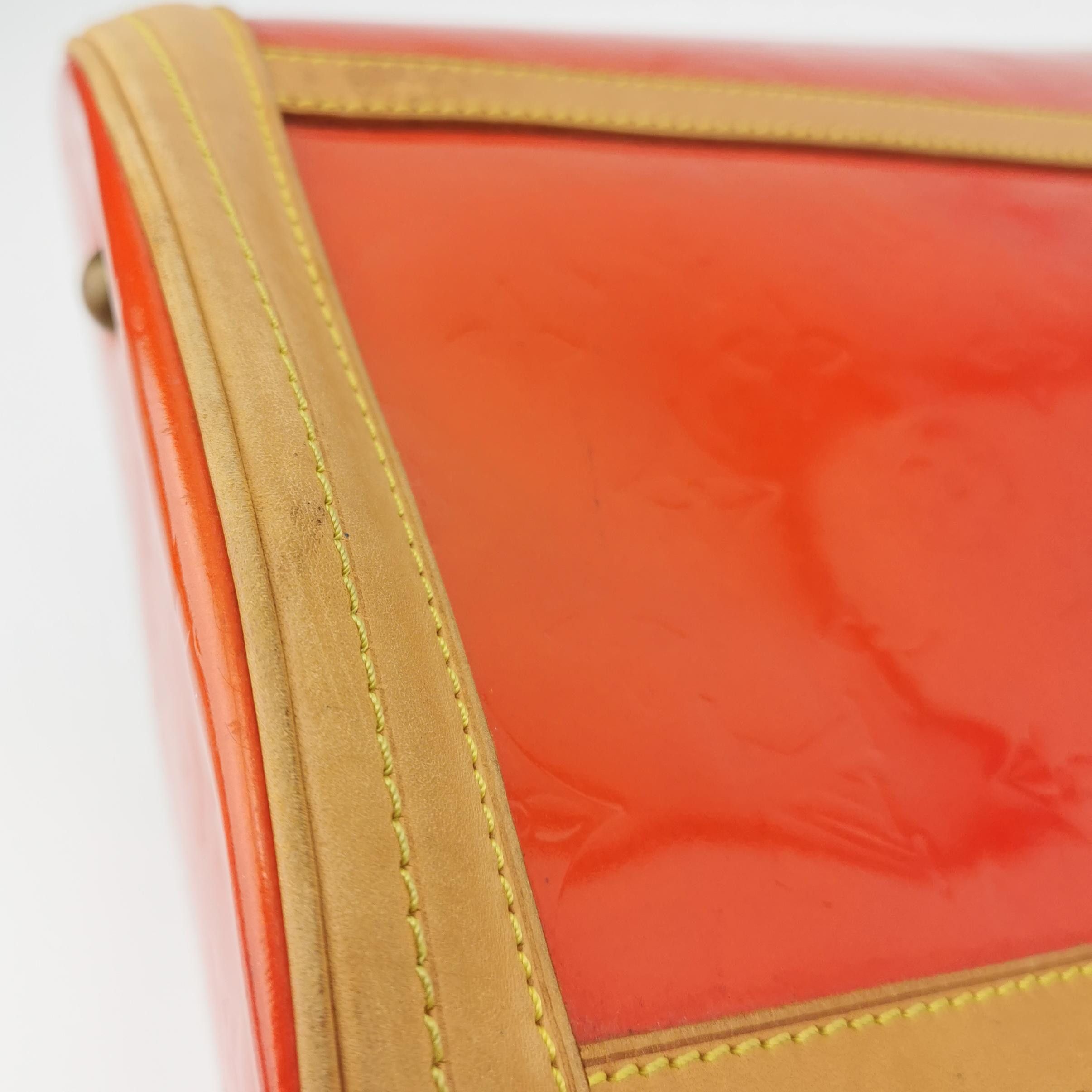 Louis Vuitton Louis Vuitton (LV) Bucket Large Patent Leather Vintage Embo Size ONE SIZE - 7 Thumbnail