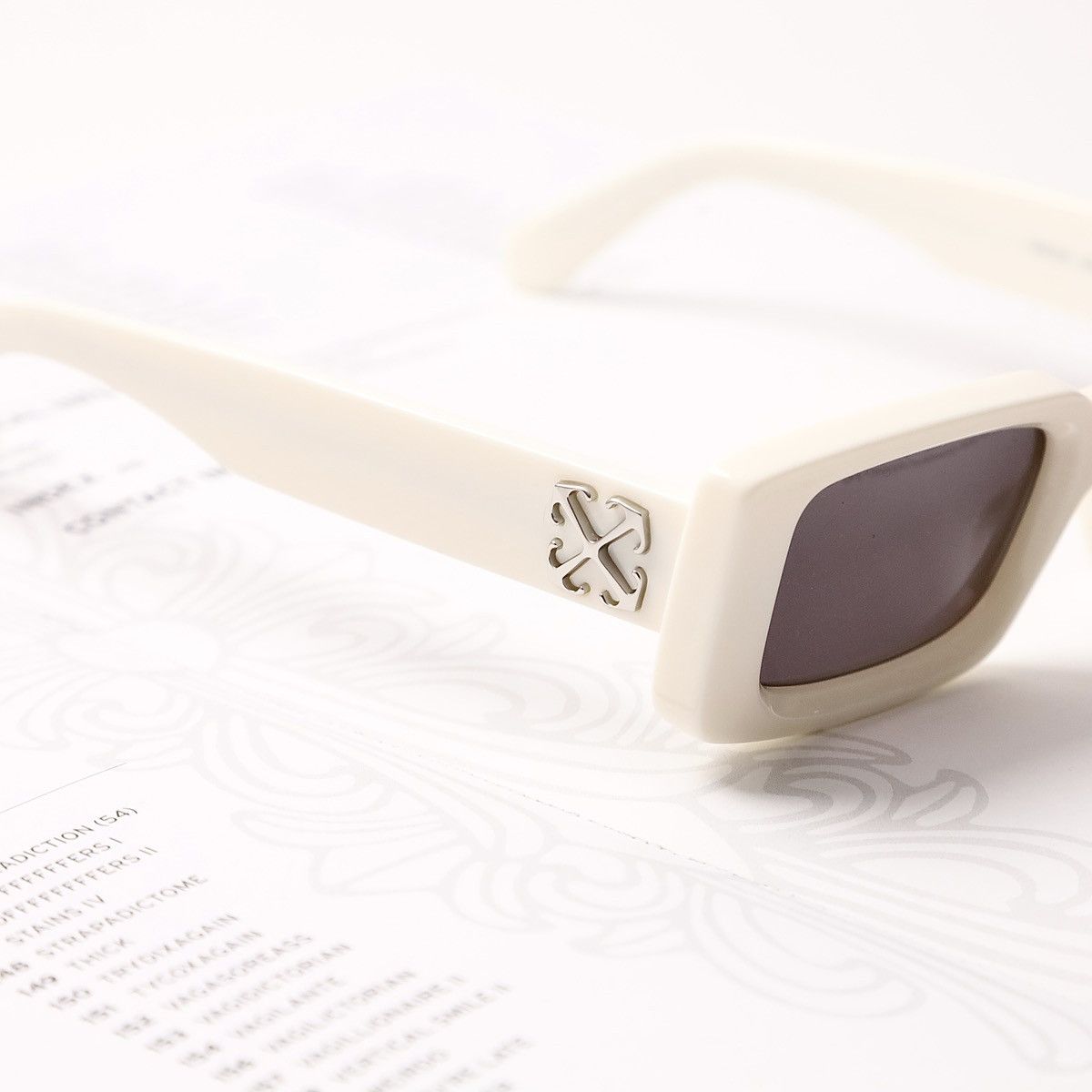 Off-White OFF WHITE ARTHUR SS24 SUNGLASSES Size ONE SIZE - 3 Thumbnail