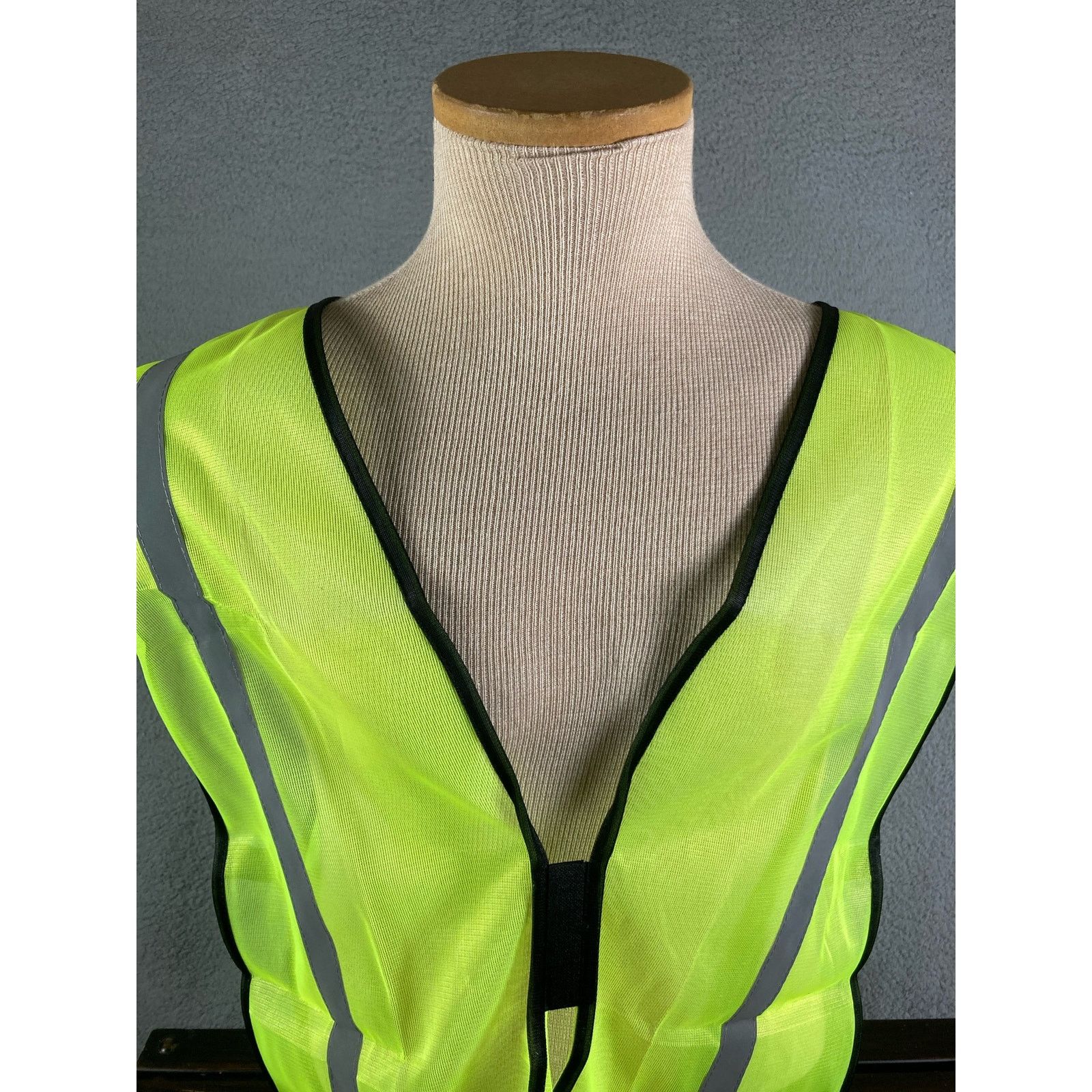 SAS Safety Vest High Visibility Yellow Reflective SAS Pocket New Size US XL / EU 56 / 4 - 7 Thumbnail