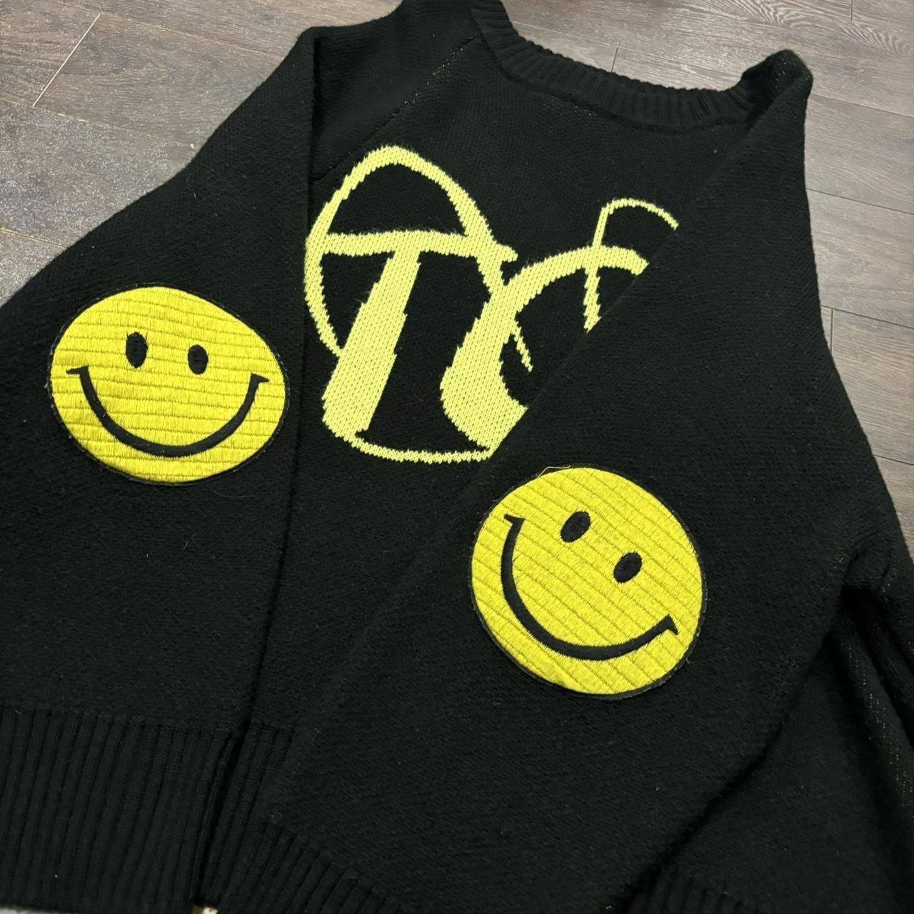 Designer templer of faith knit TOF sweater Smiley Face Patch XL Size US XL / EU 56 / 4 - 3 Thumbnail