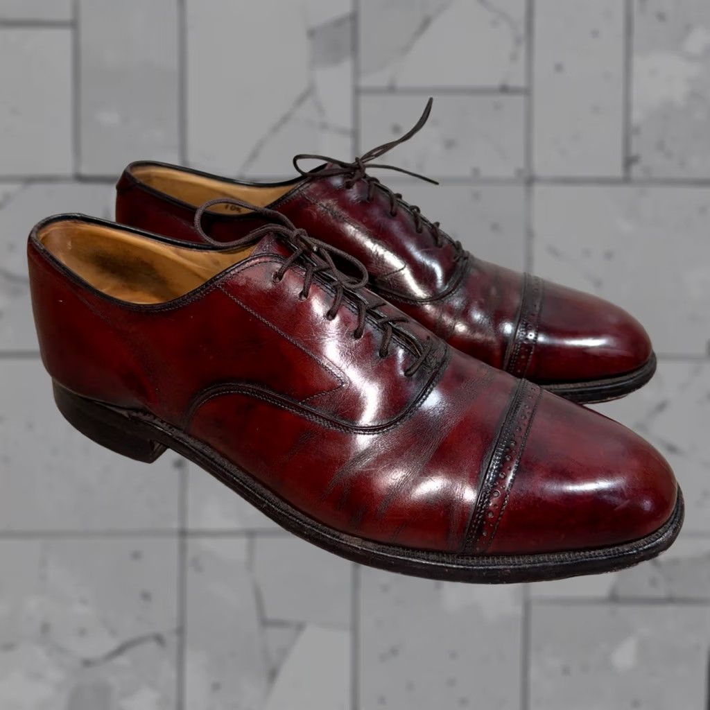 Johnston & Murphy Johnston & Murphy Dress Shoes Burgundy Brogue Cap Toe Up Oxfords Mens 10.5 EUC Size ONE SIZE - 1 Thumbnail