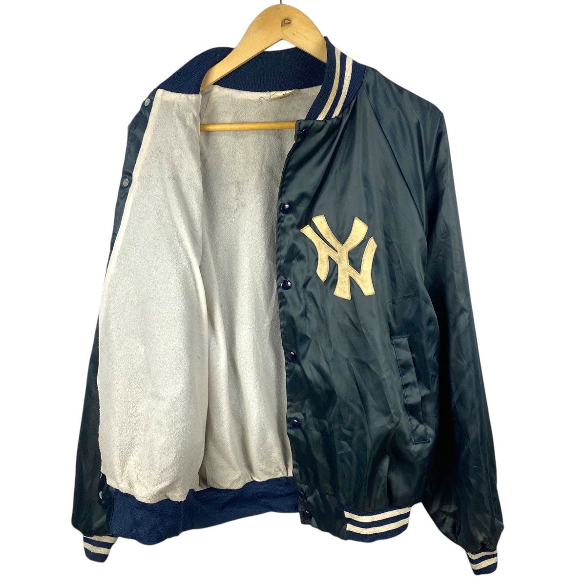 MLB × New York Yankees 💥90s MLB NEW YORK YANKEES VARSITY BOMBER JACKET Size US L / EU 52-54 / 3 - 4 Thumbnail