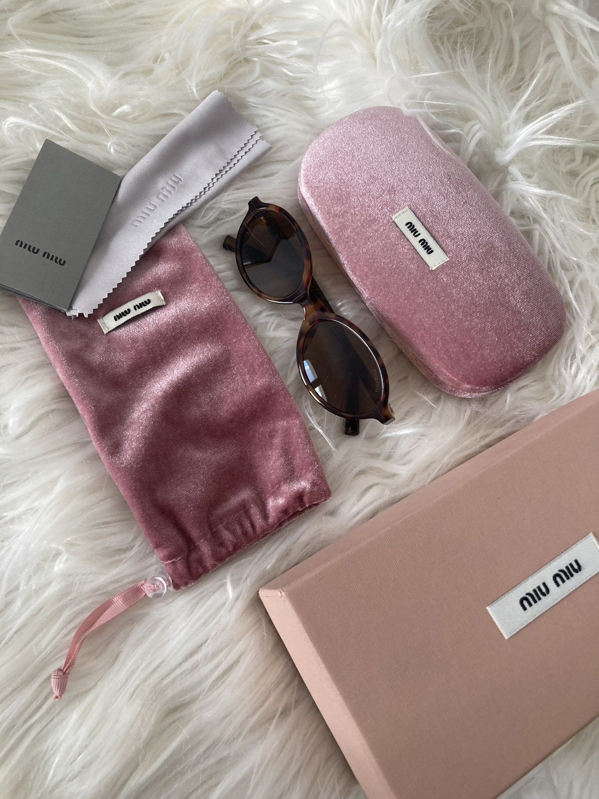 Miu Miu Miu Miu oval sunglasses Size ONE SIZE - 1 Thumbnail
