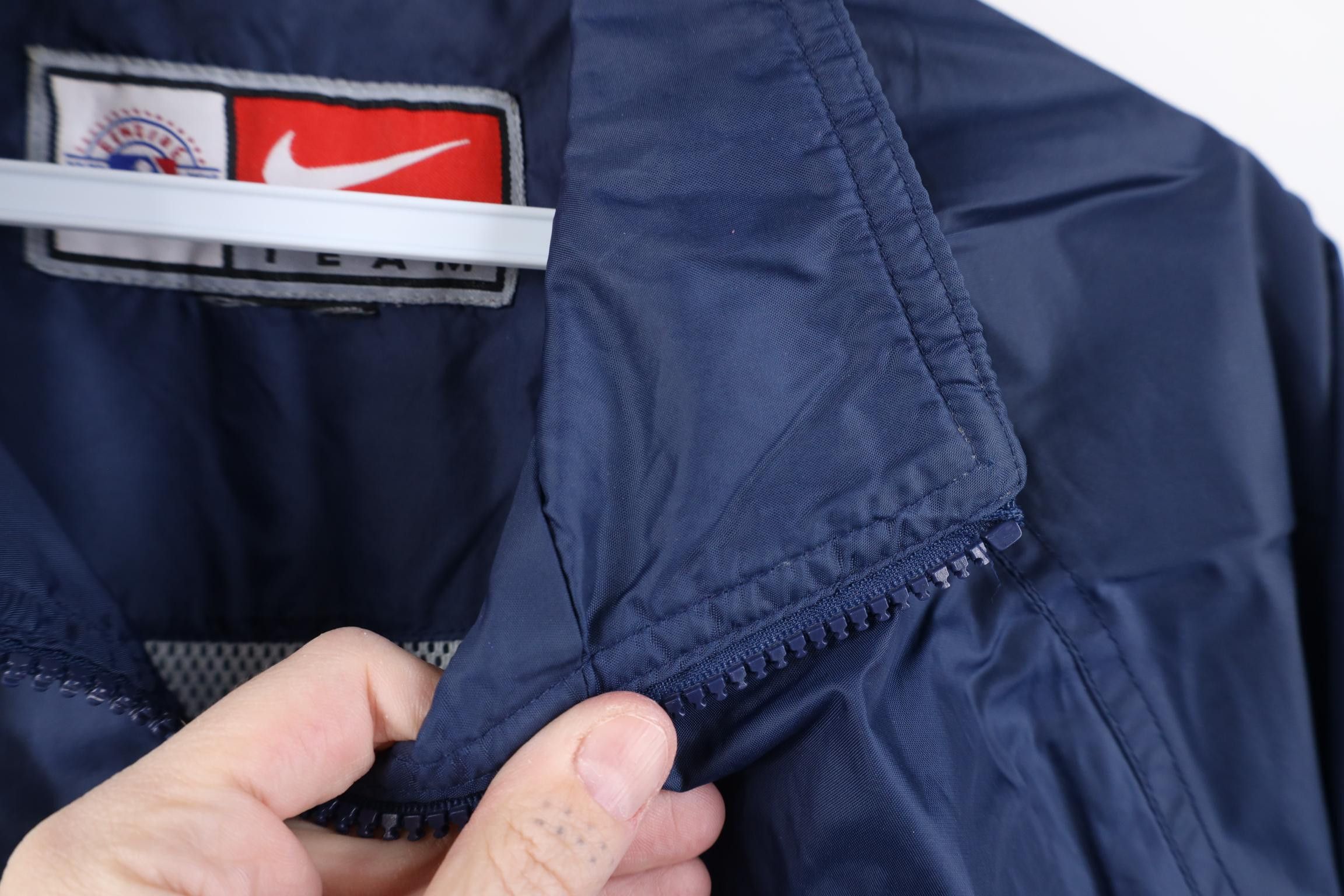 Nike Vintage Nike Mini Swoosh Boston Red Sox Windbreaker Jacket Size US S / EU 44-46 / 1 - 7 Thumbnail