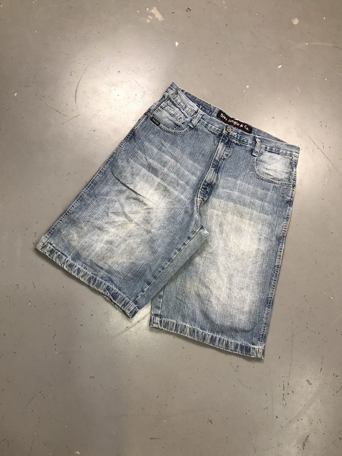 Vintage Vintage 5ive jungle & co skater denim jort Size US 36 / EU 52 - 3 Thumbnail