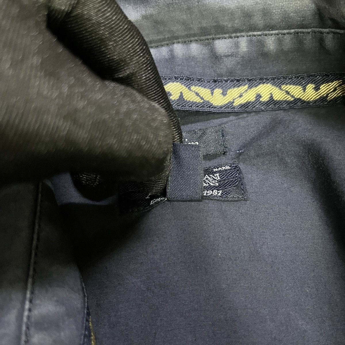 Armani × Giorgio Armani × Vintage Vintage Armani Jeans Snap Button Shirt Size US S / EU 44-46 / 1 - 10 Thumbnail