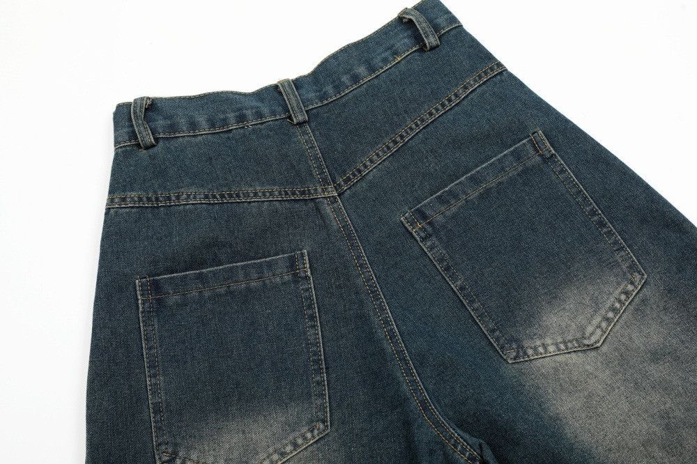 Vintage Men's distressed loose wide-leg ripped scimitar jeans Size US 32 / EU 48 - 5 Thumbnail